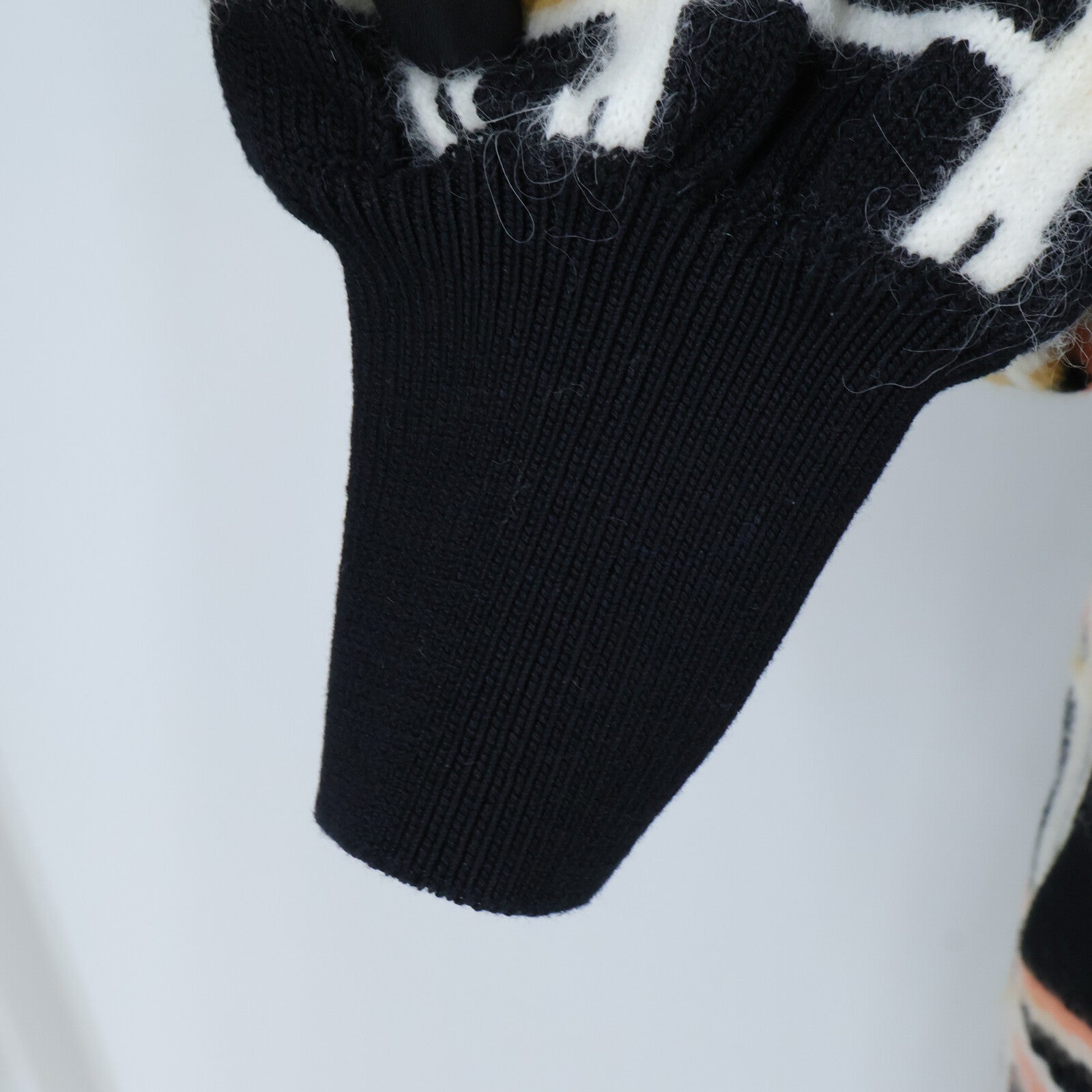 CHANEL Knit Sweater針織