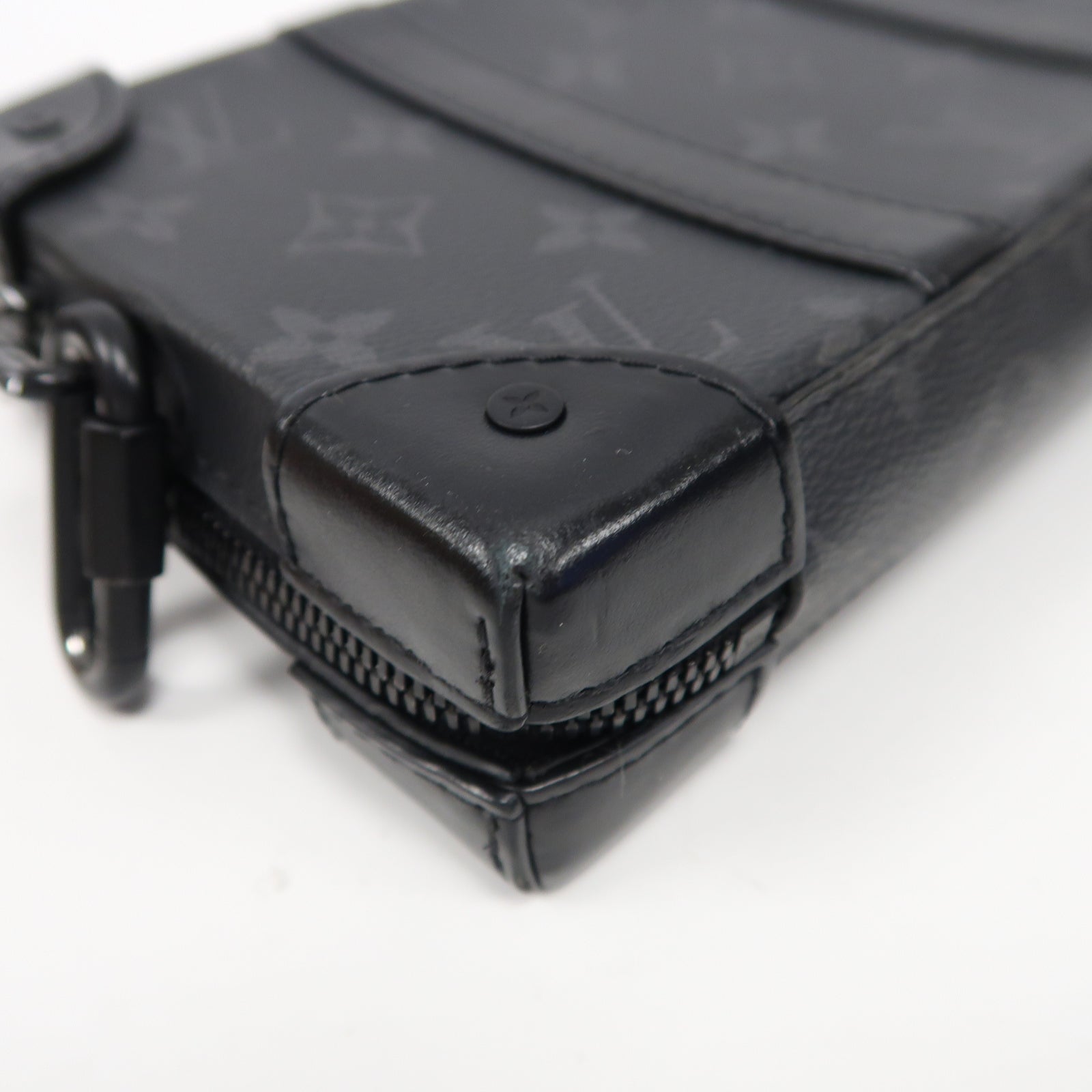 LOUIS VUITTON 【激減優惠】Monogram Eclipse Soft Trunk肩背袋黑色