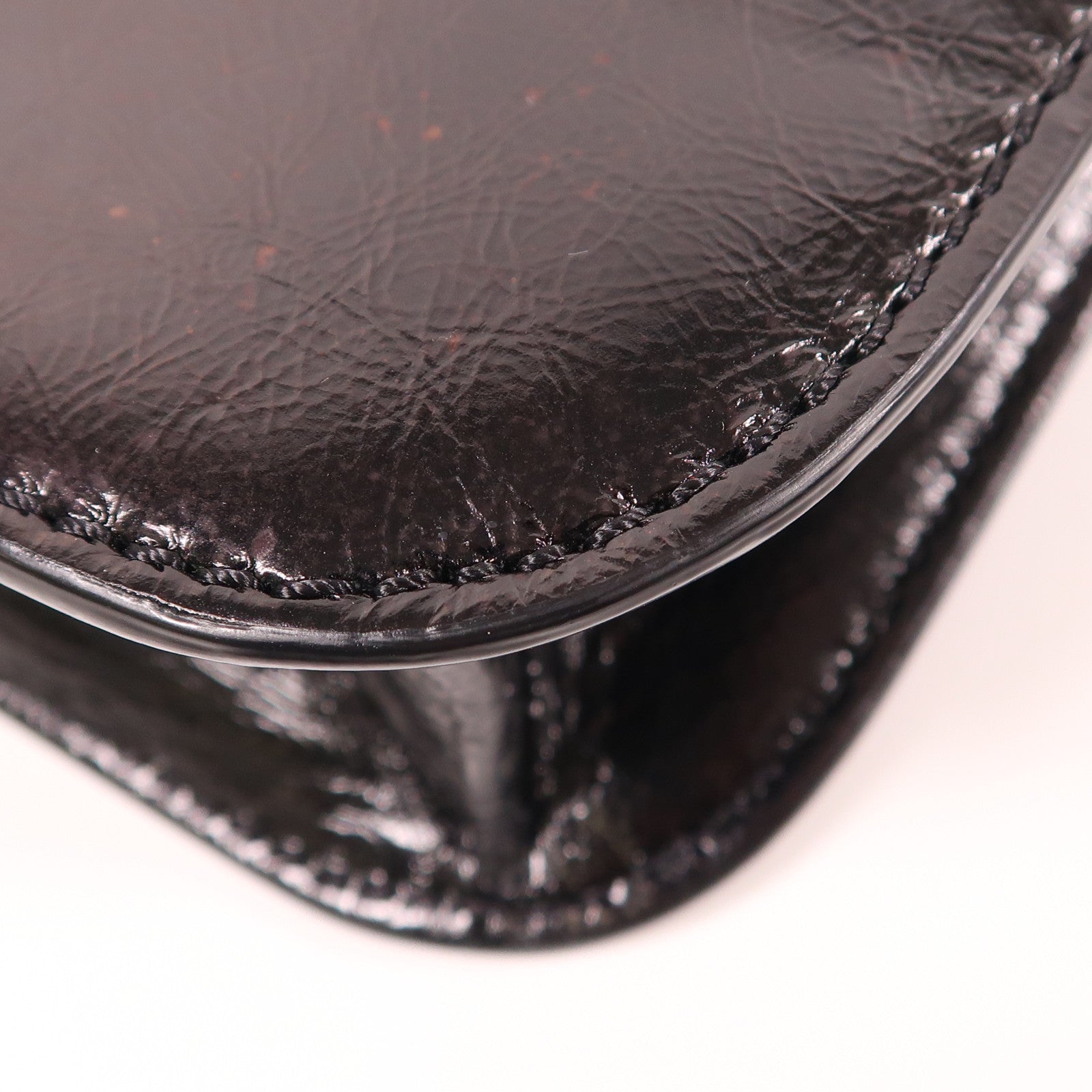 Valentino 皮革Chain Shoulder鏈帶肩背袋