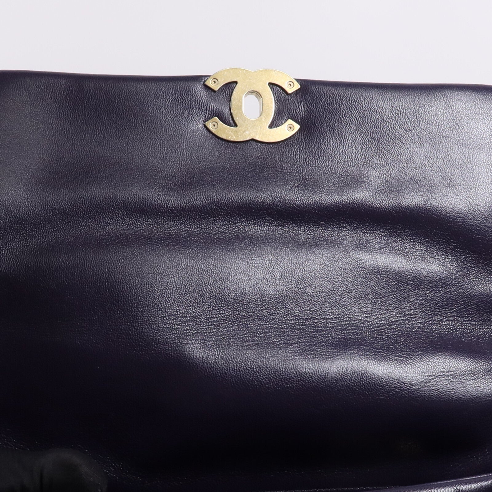 CHANEL 羊皮皮革Chanel 19鏈帶肩背袋