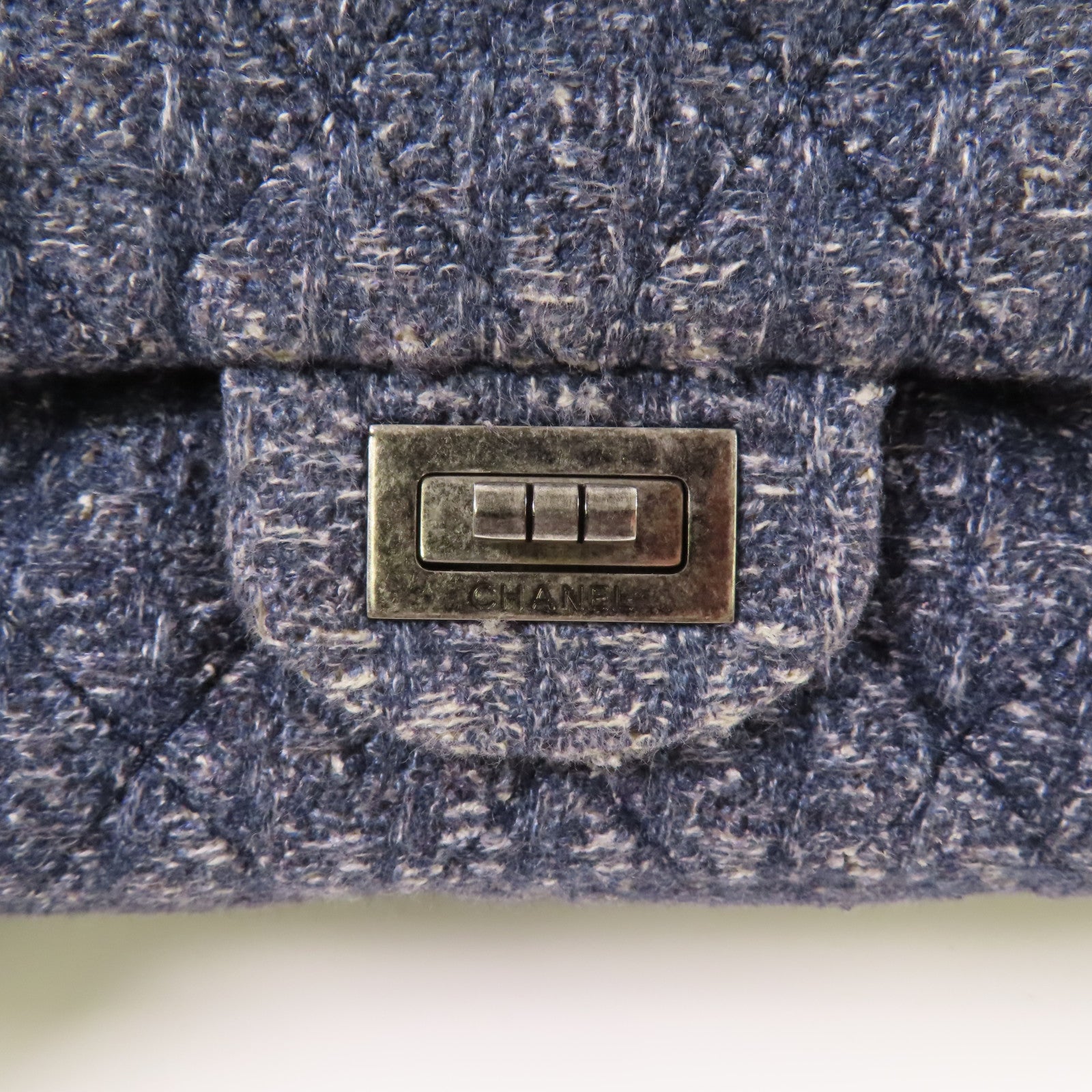 CHANEL 粗花呢2.55銀扣鏈帶肩背袋