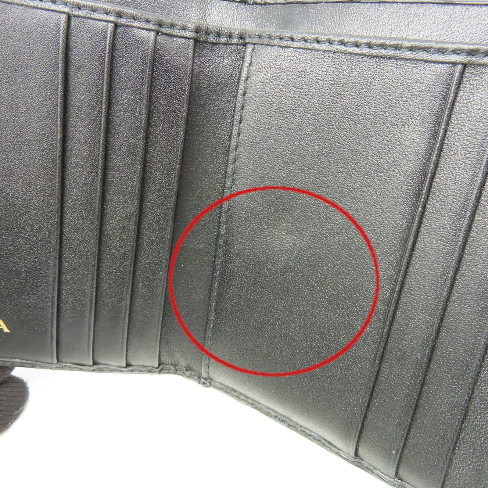 PRADA 牛皮皮革Short Wallet短錢包黑色