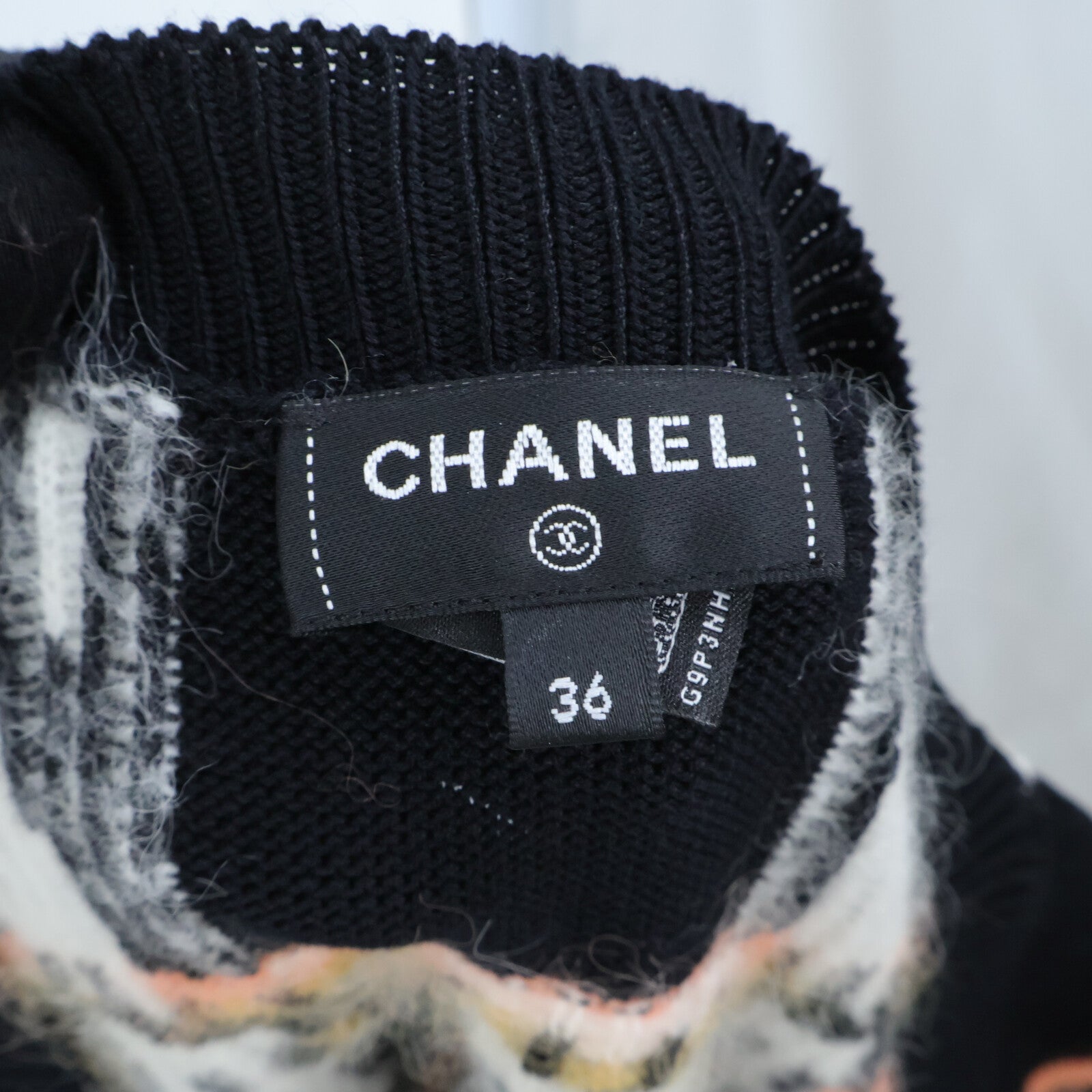 CHANEL Knit Sweater針織