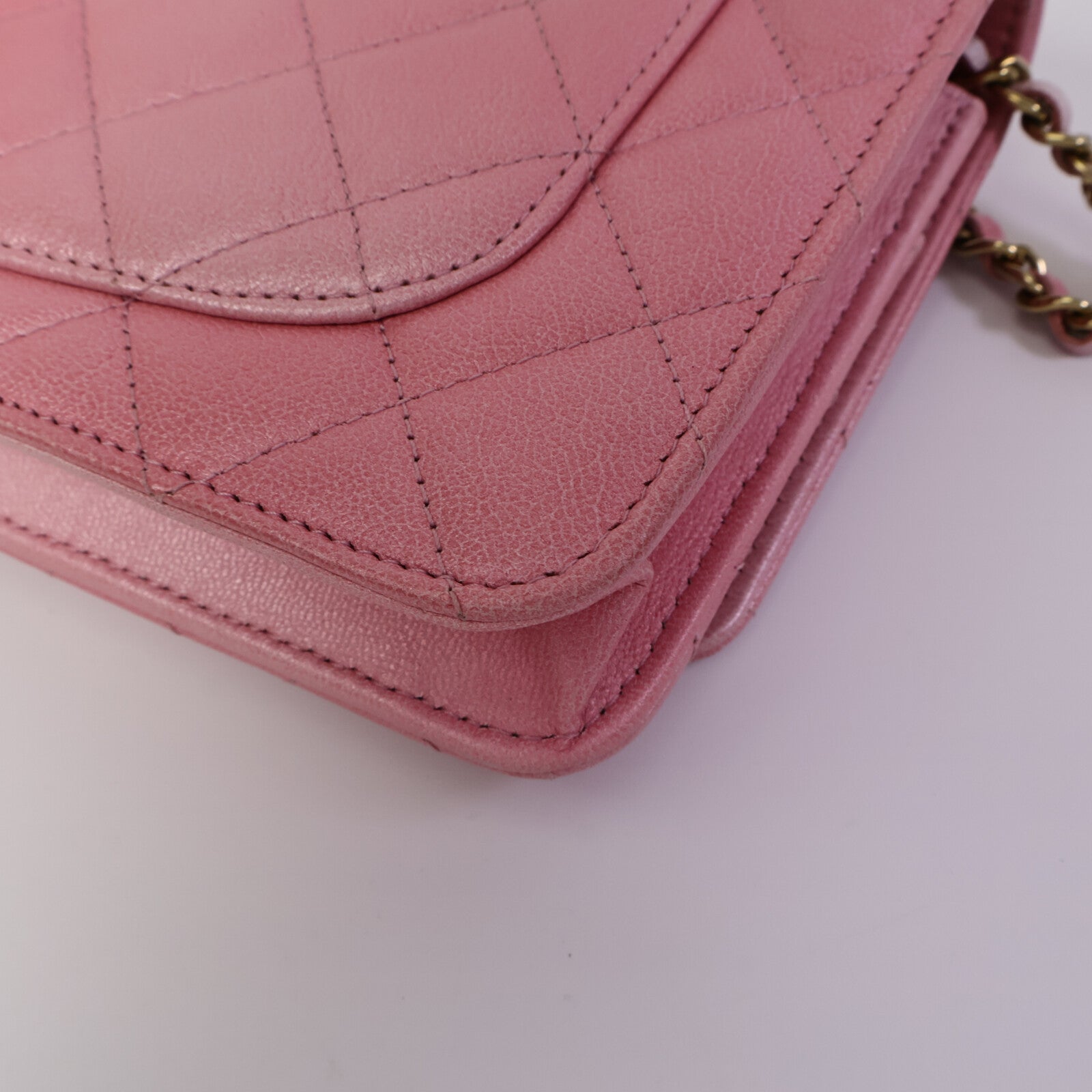 CHANEL 【激減優惠】牛皮皮革WOC Wallet On Chain鏈帶肩背袋