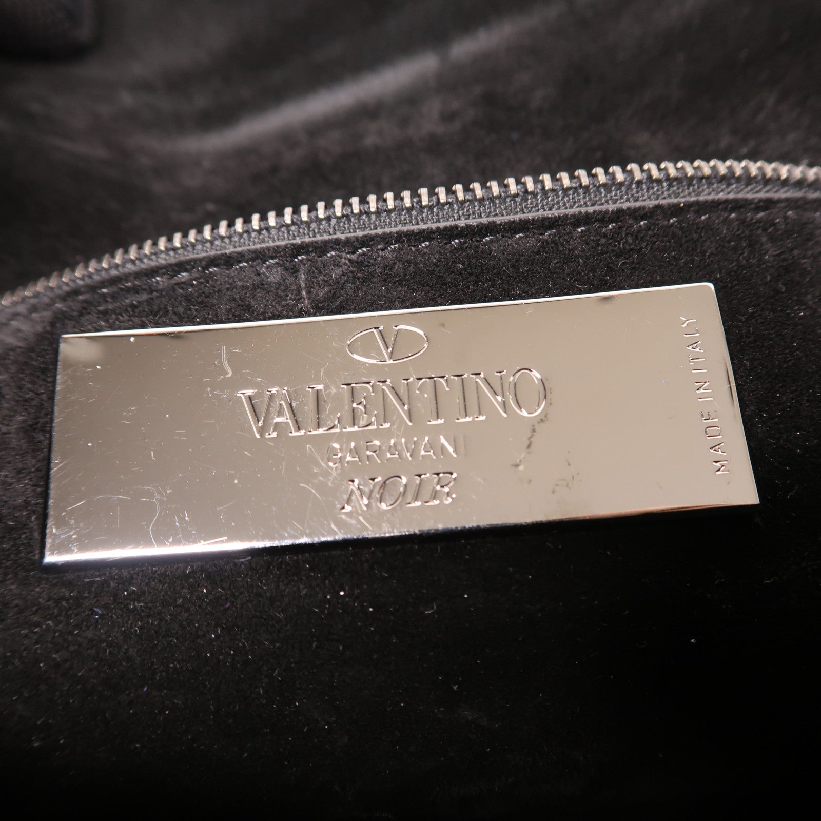 Valentino 皮革Chain Shoulder鏈帶肩背袋