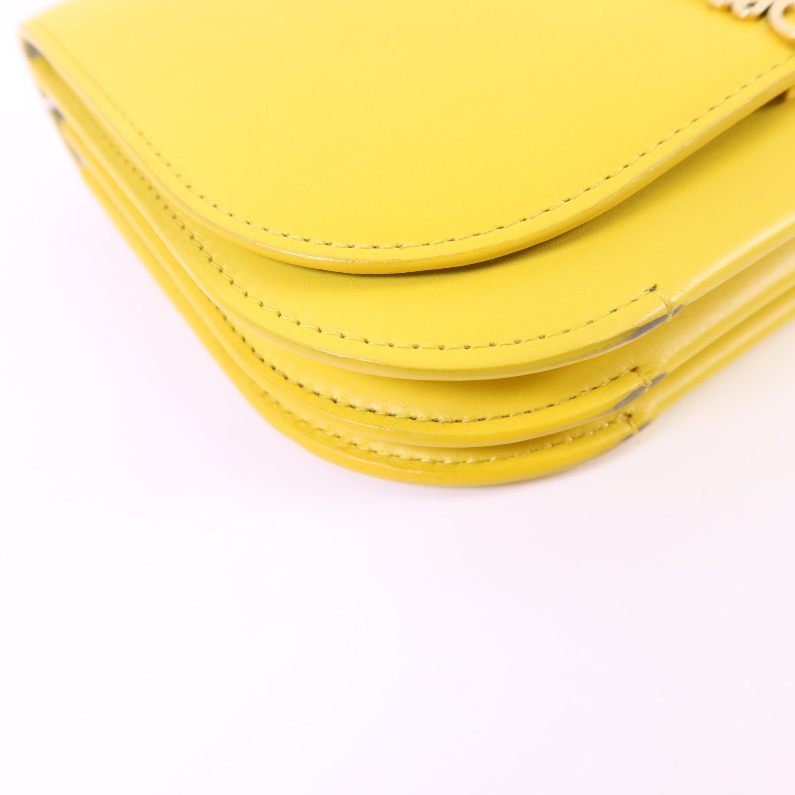 LOEWE 羊皮皮革Goya金扣肩背袋