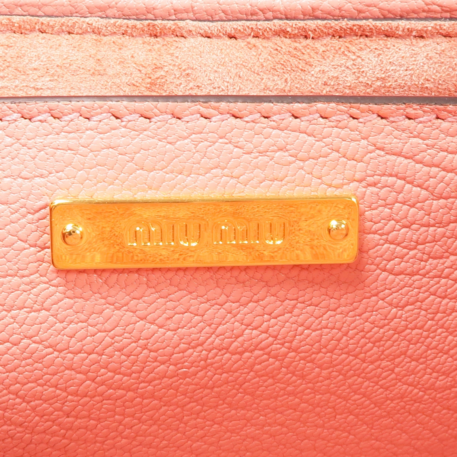 Miu Miu 山羊皮皮革Shoulder Bag金扣肩背袋