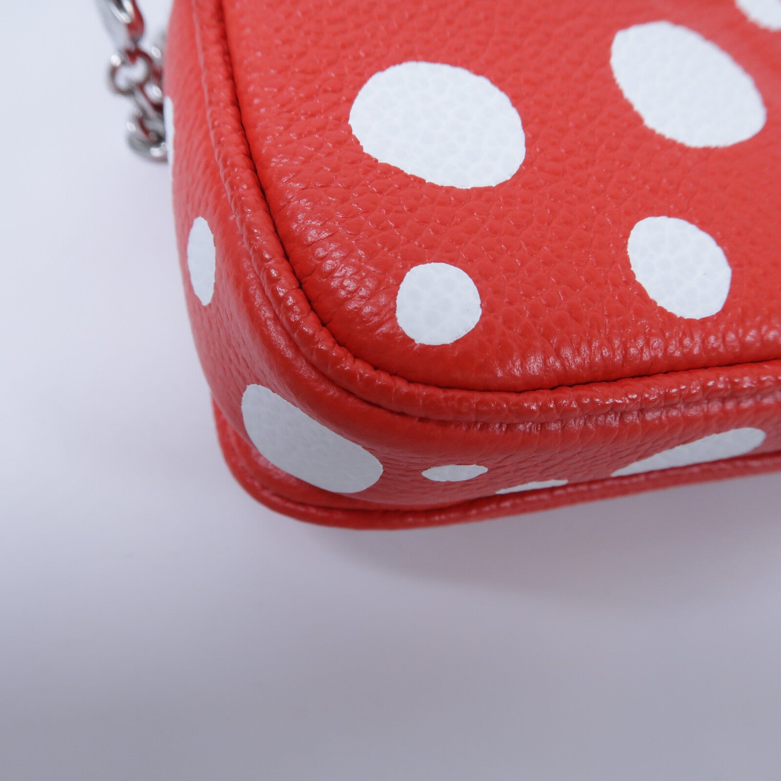 LOUIS VUITTON Monogram Empreinte LV x YK Micro Metis鏈帶肩背袋
