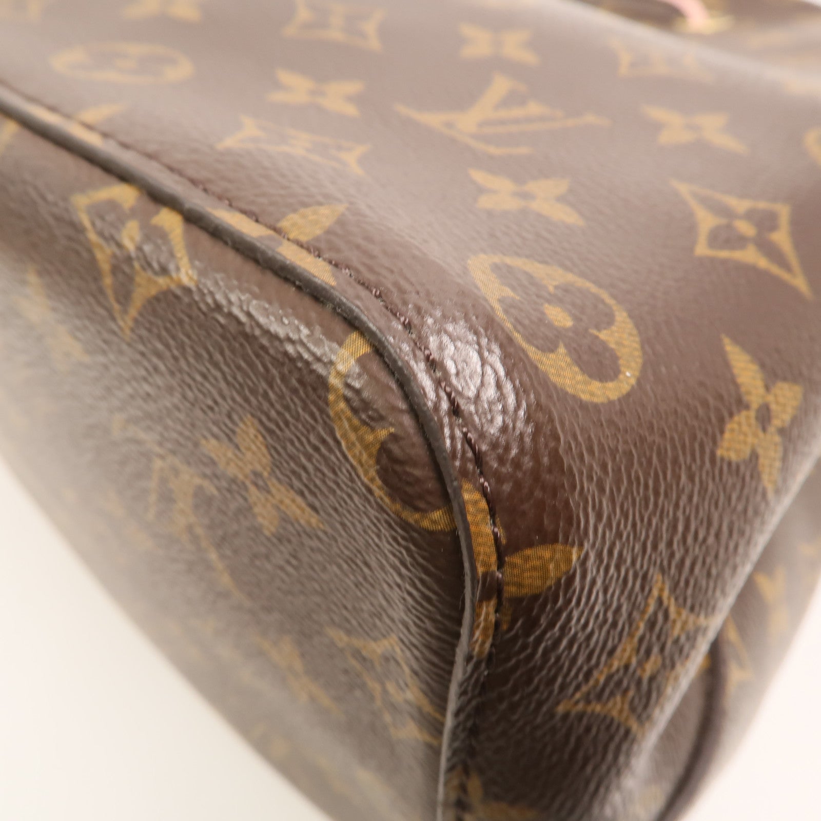 LOUIS VUITTON Monogram Neo Noe金扣肩背袋