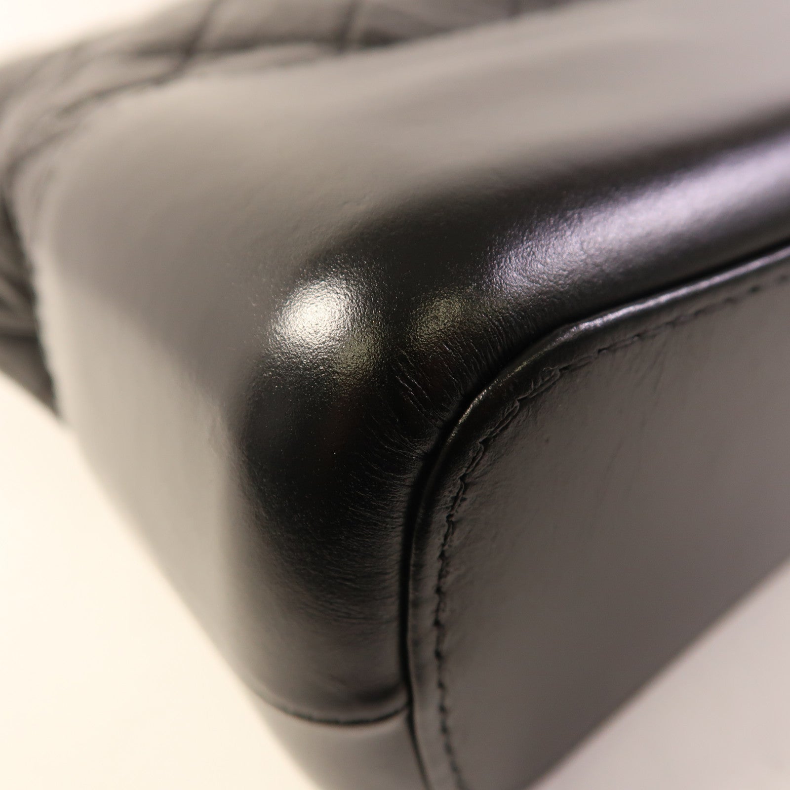 CHANEL 牛皮皮革Gabrielle Large鏈帶肩背袋