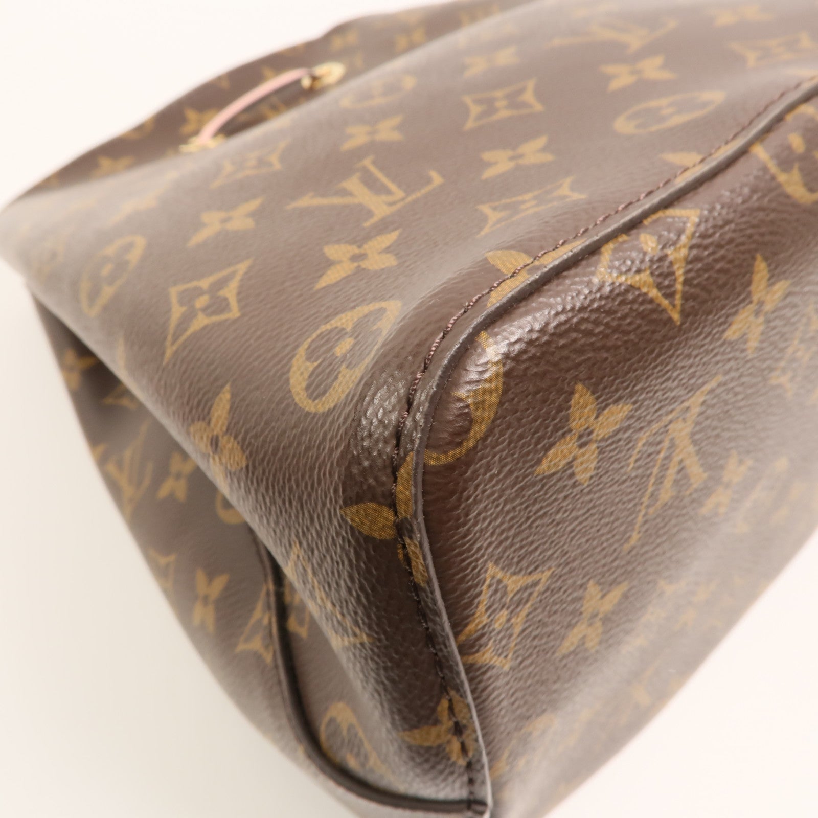 LOUIS VUITTON Monogram Neo Noe金扣肩背袋