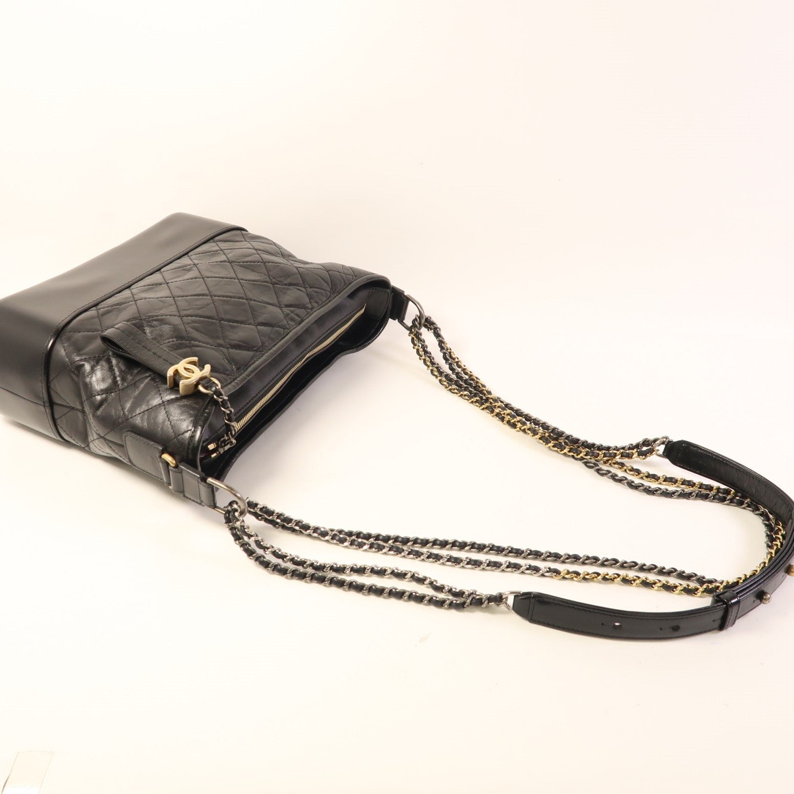 CHANEL 牛皮皮革Gabrielle Large鏈帶肩背袋