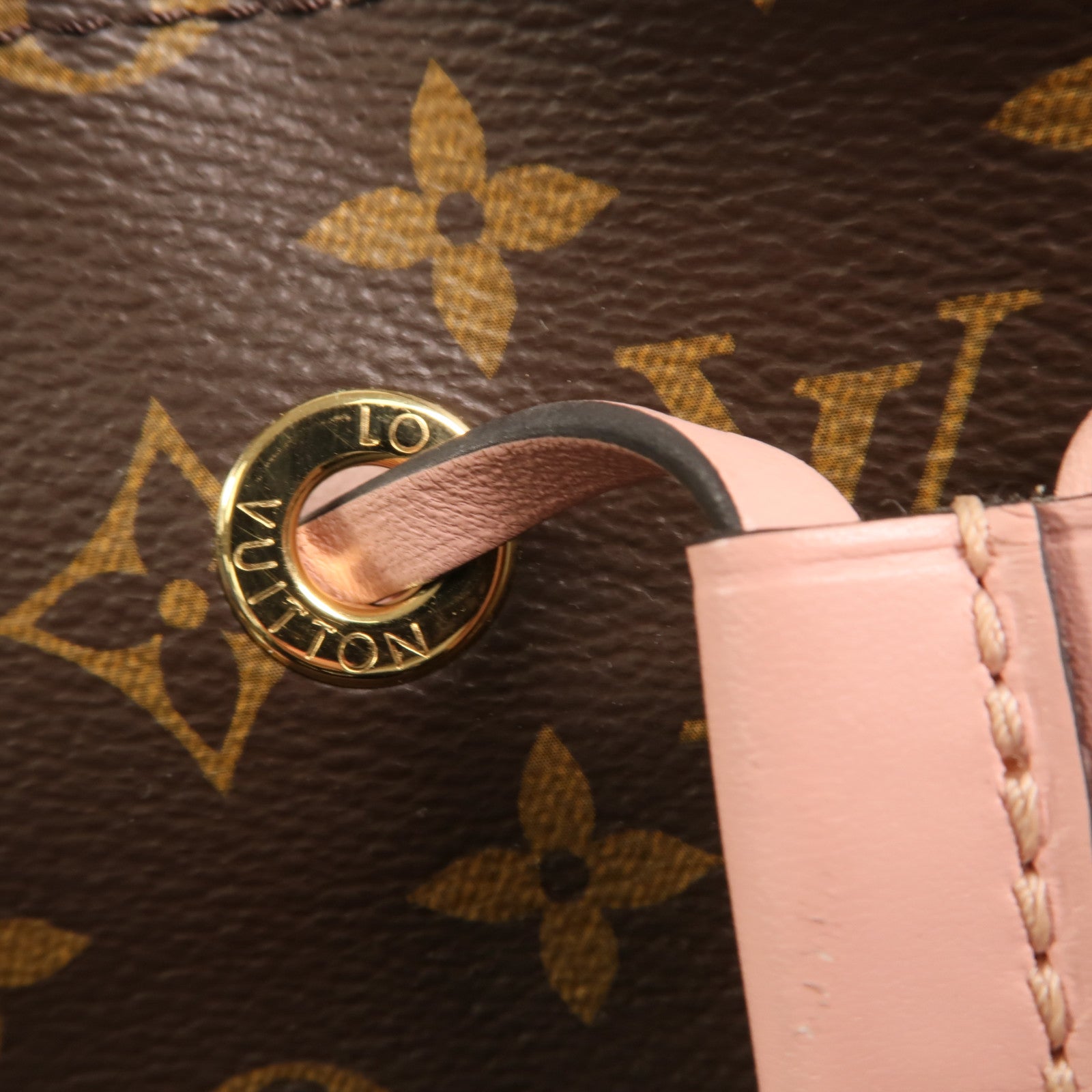 LOUIS VUITTON Monogram Neo Noe金扣肩背袋