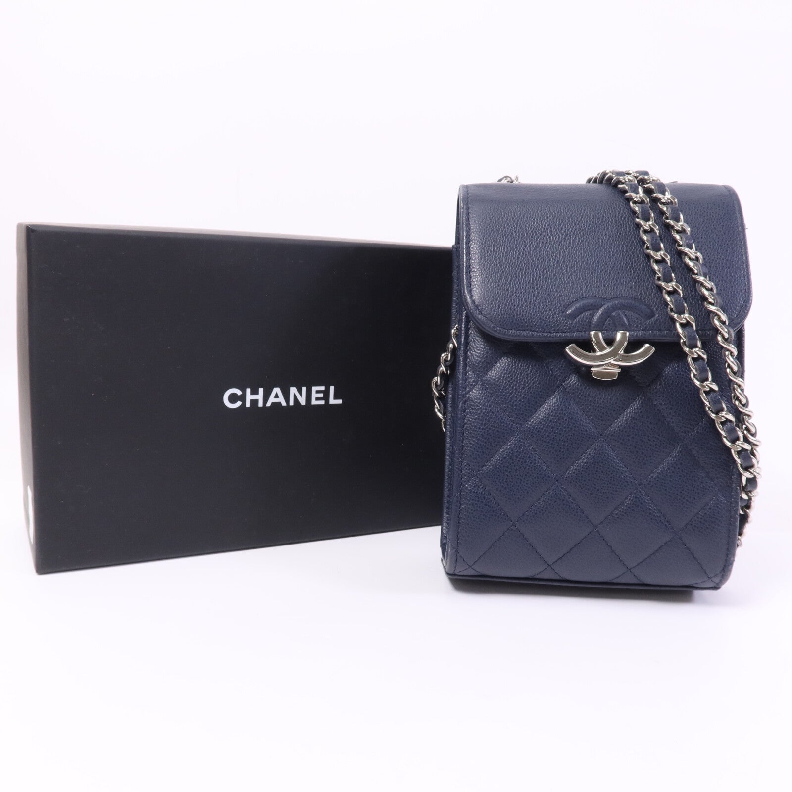 CHANEL 牛皮皮革Shoulder Bag銀扣鏈帶肩背袋