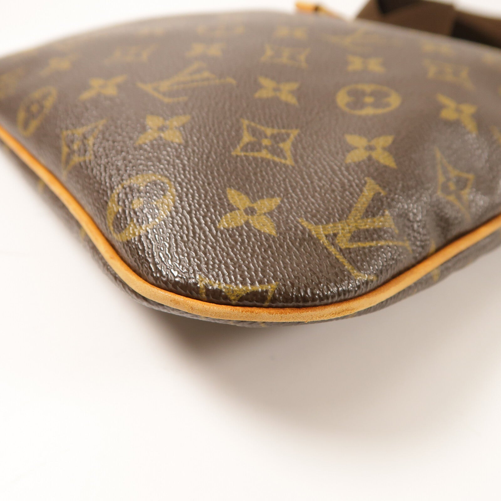 LOUIS VUITTON Monogram Pochette Bosphore金扣肩背袋棕色