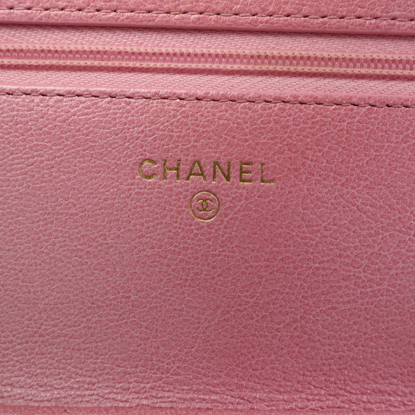 CHANEL 【激減優惠】牛皮皮革WOC Wallet On Chain鏈帶肩背袋
