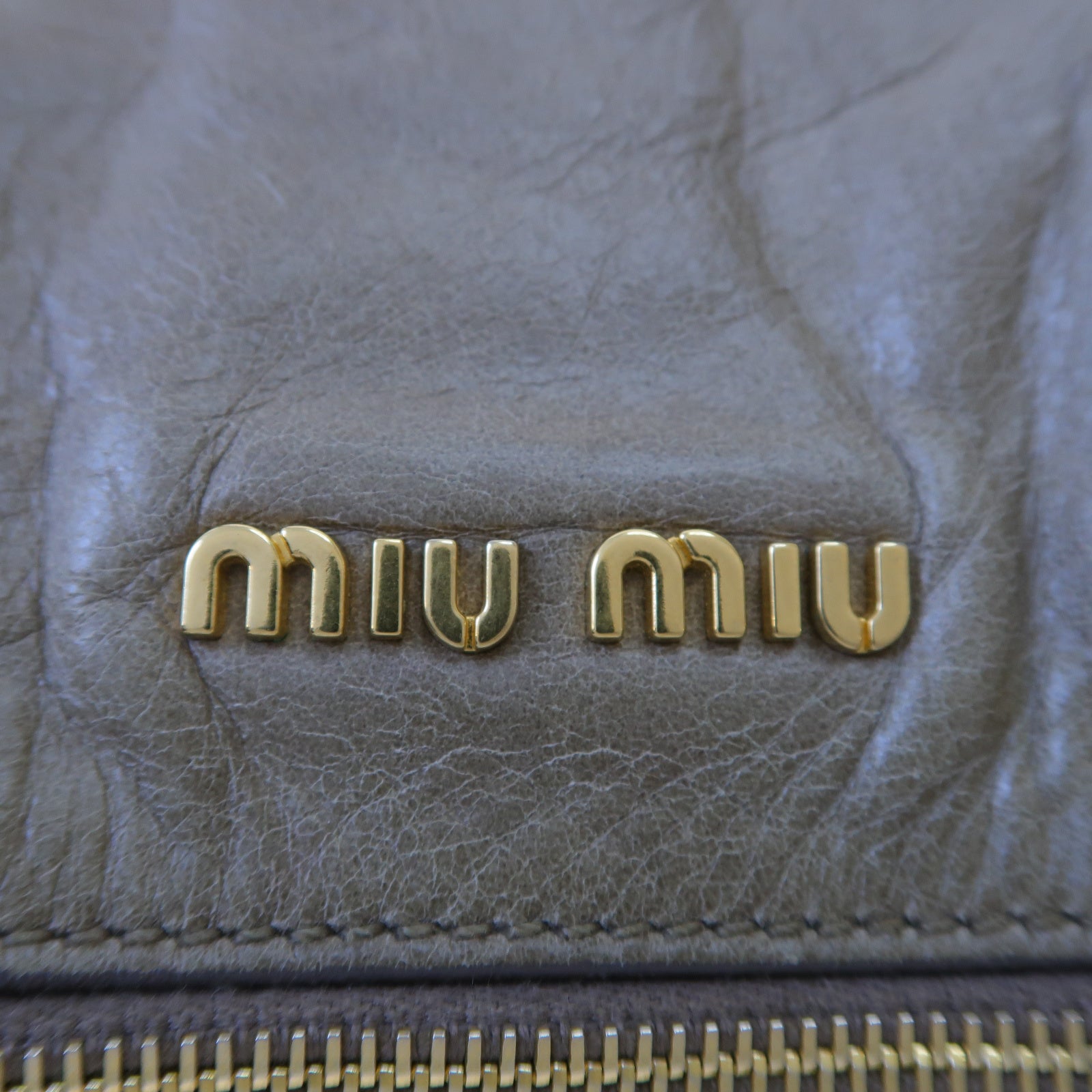 Miu Miu 【激減優惠】牛皮皮革Tote Bag金扣手挽肩背兩用袋啡色