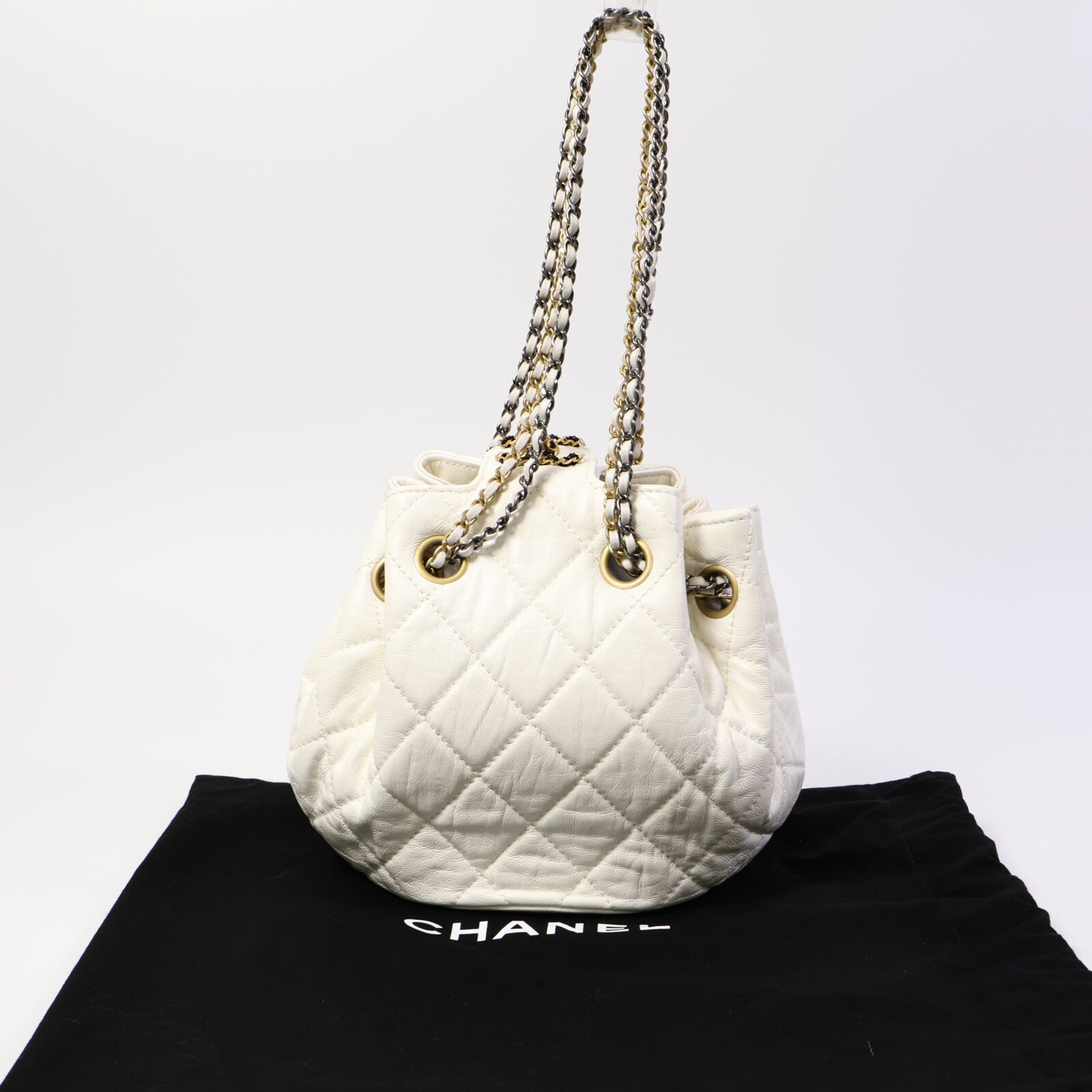 CHANEL 【激減優惠】羊皮皮革Drawstring Bucket鏈帶肩背袋