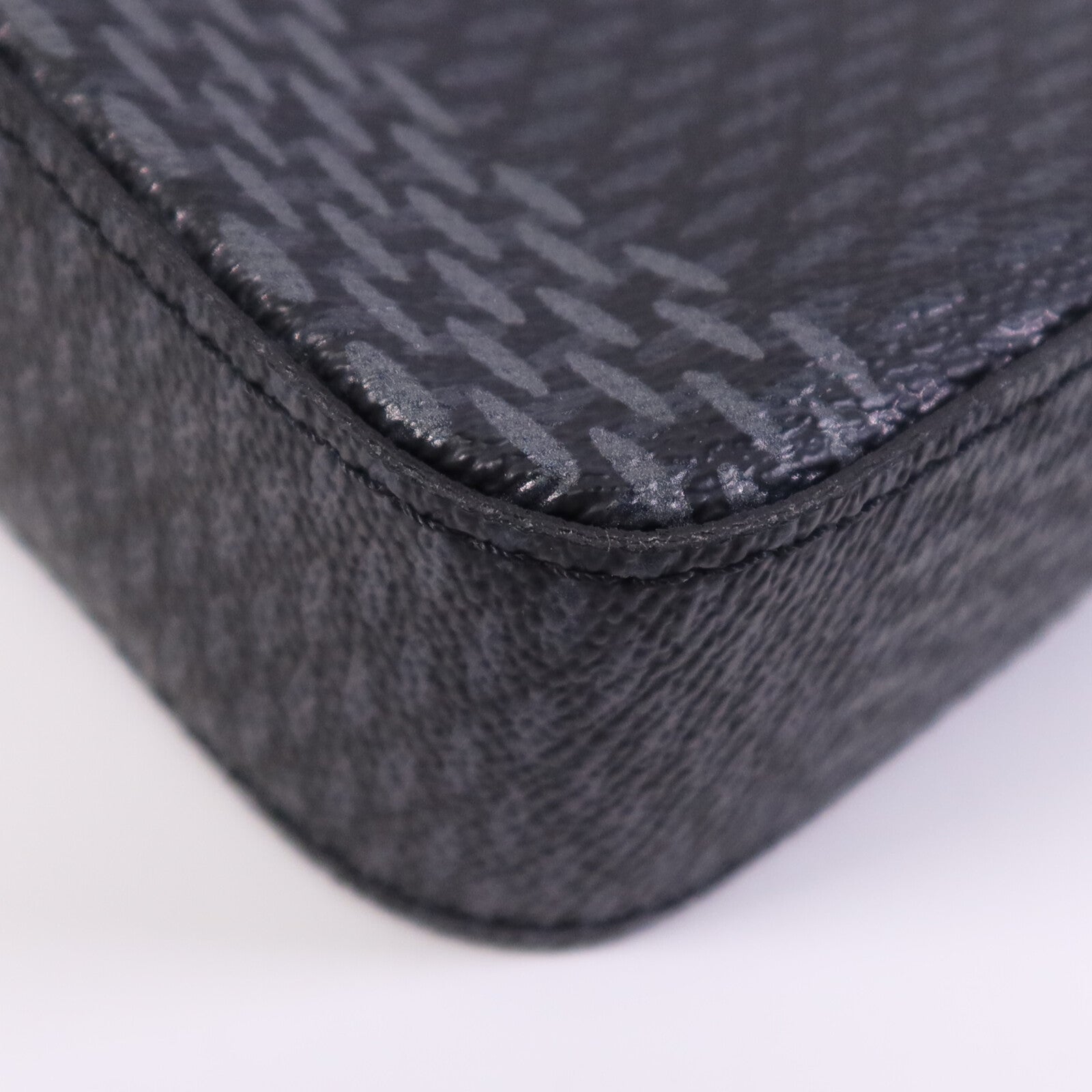 LOUIS VUITTON Damier Graphite Trio Messenger銀扣肩背袋