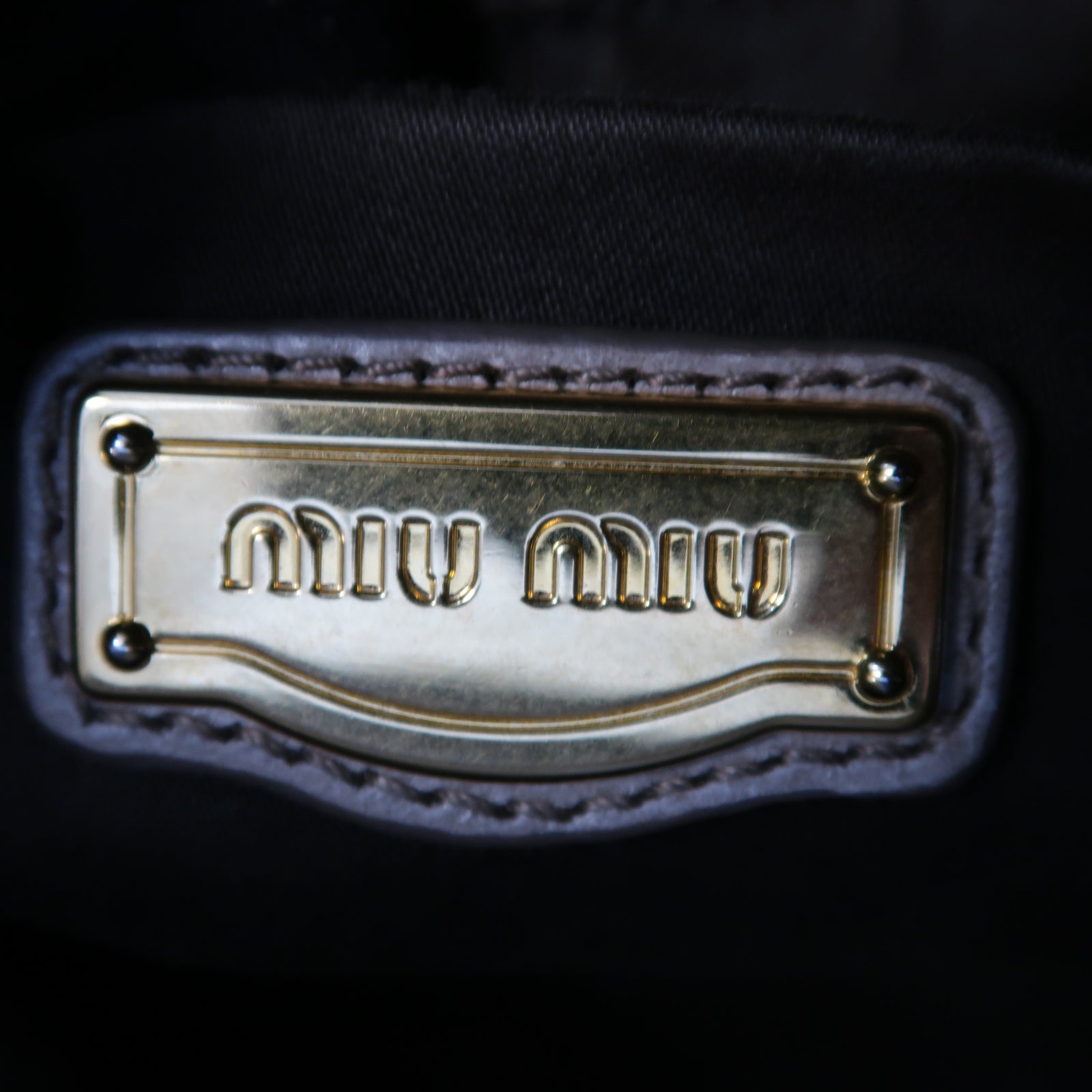 Miu Miu 【激減優惠】牛皮皮革Tote Bag金扣手挽肩背兩用袋啡色