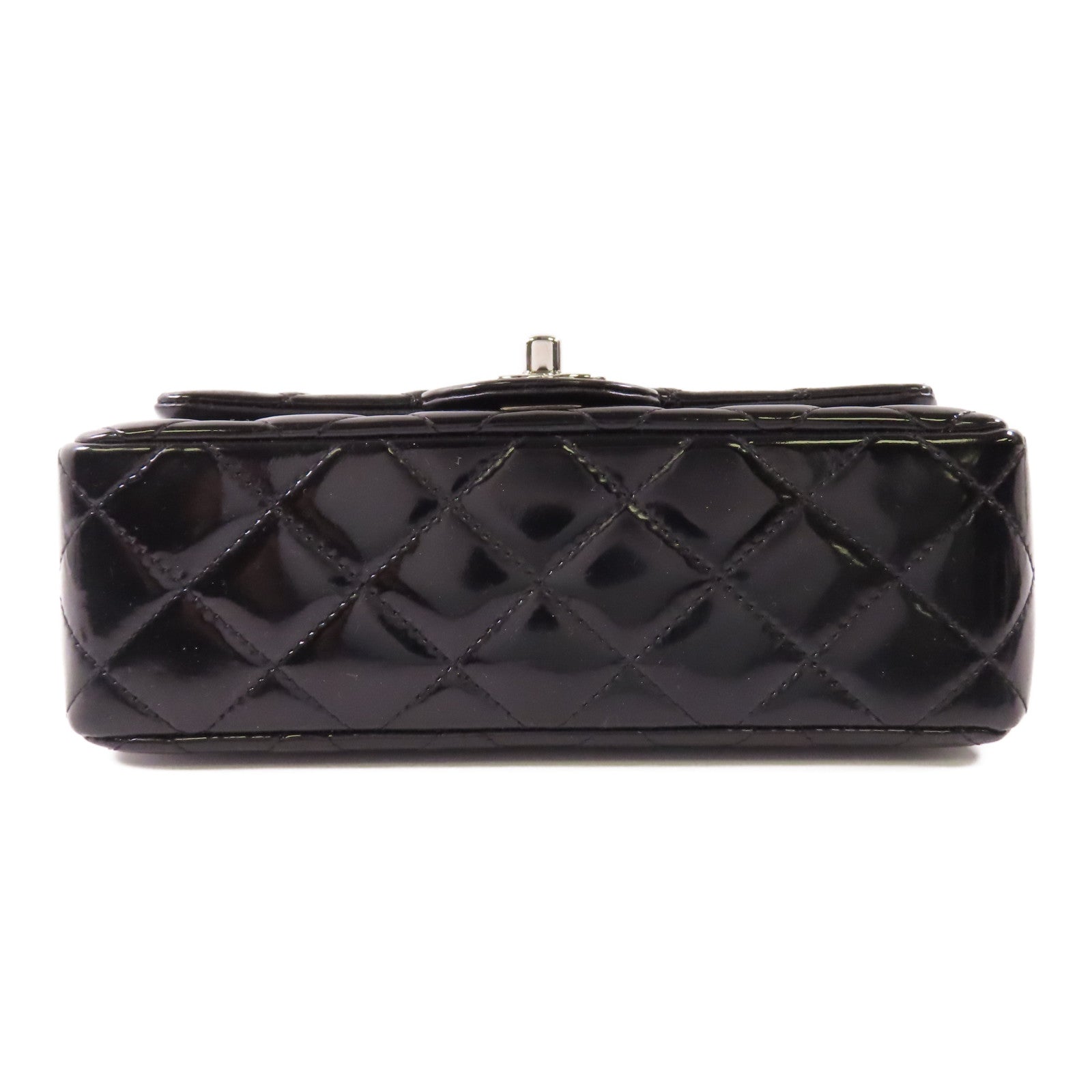 CHANEL 漆皮皮革Classic 20銀扣鏈帶肩背袋