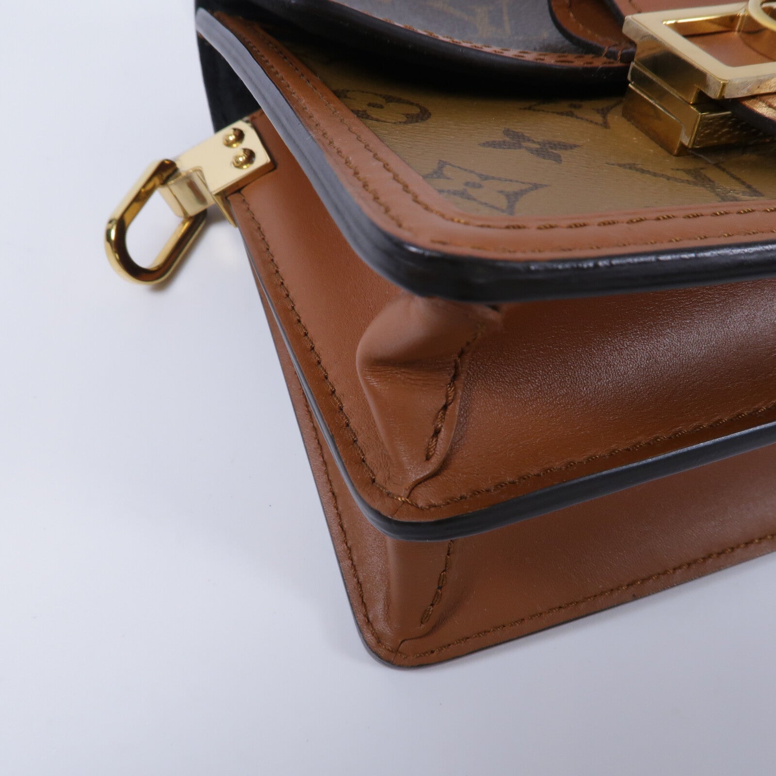 LOUIS VUITTON Monogram Reverse Mini Dauphine肩背袋