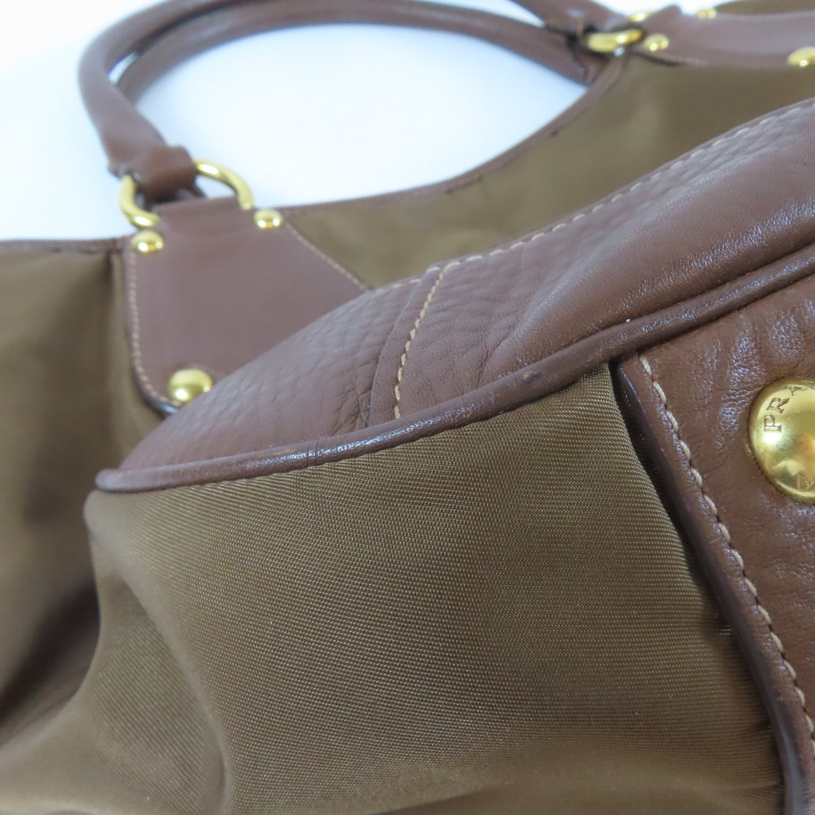 PRADA 尼龍Shoulder Bag金扣肩背袋啡色