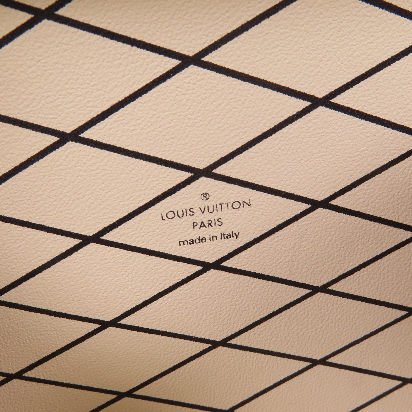 LOUIS VUITTON Monogram Reverse Petite Malle金扣肩背袋