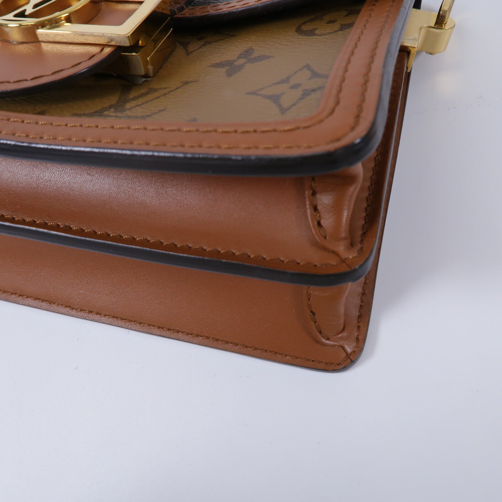LOUIS VUITTON Monogram Reverse Mini Dauphine肩背袋