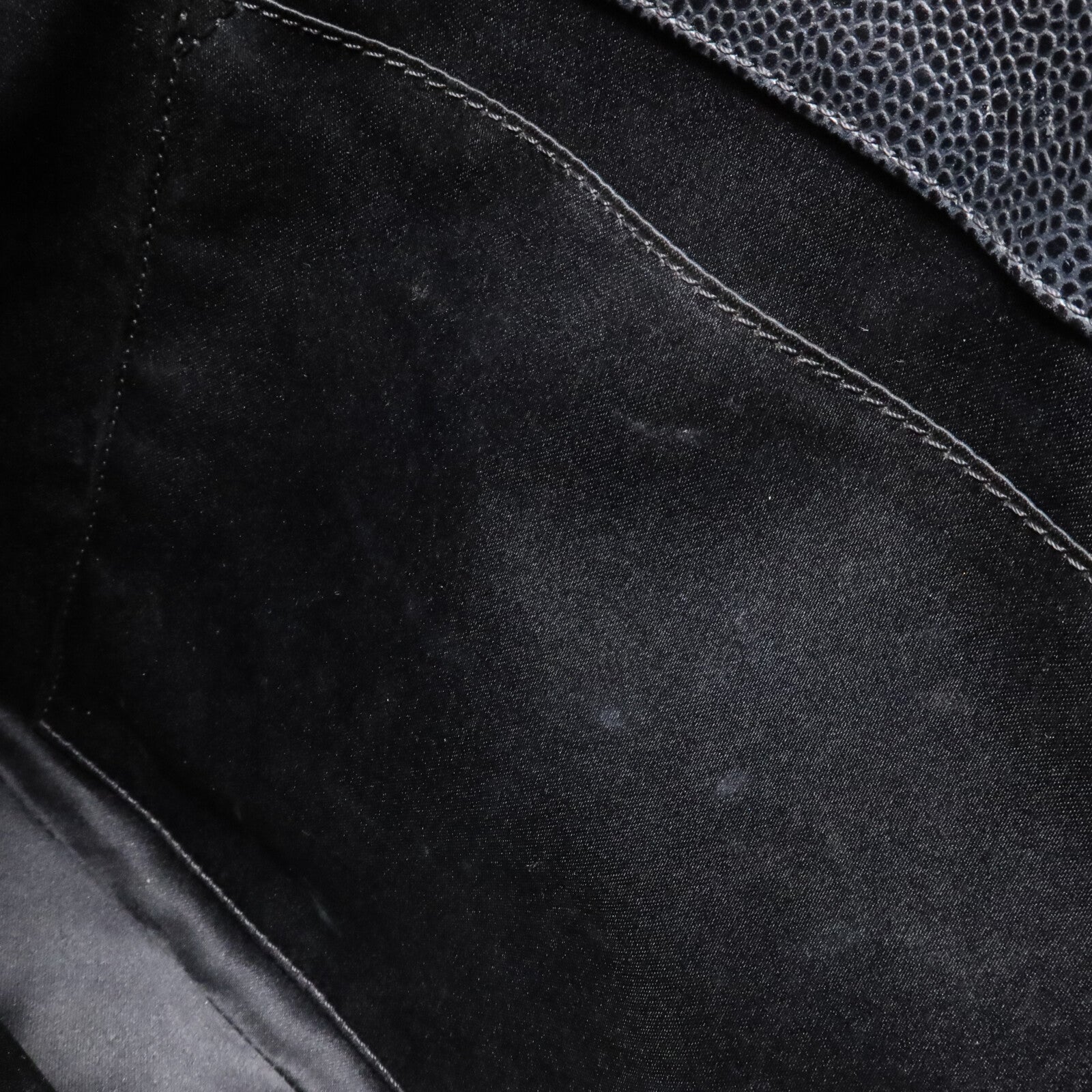 CHANEL 牛皮皮革GST Grand Shopping Tote Bag鏈帶肩背袋