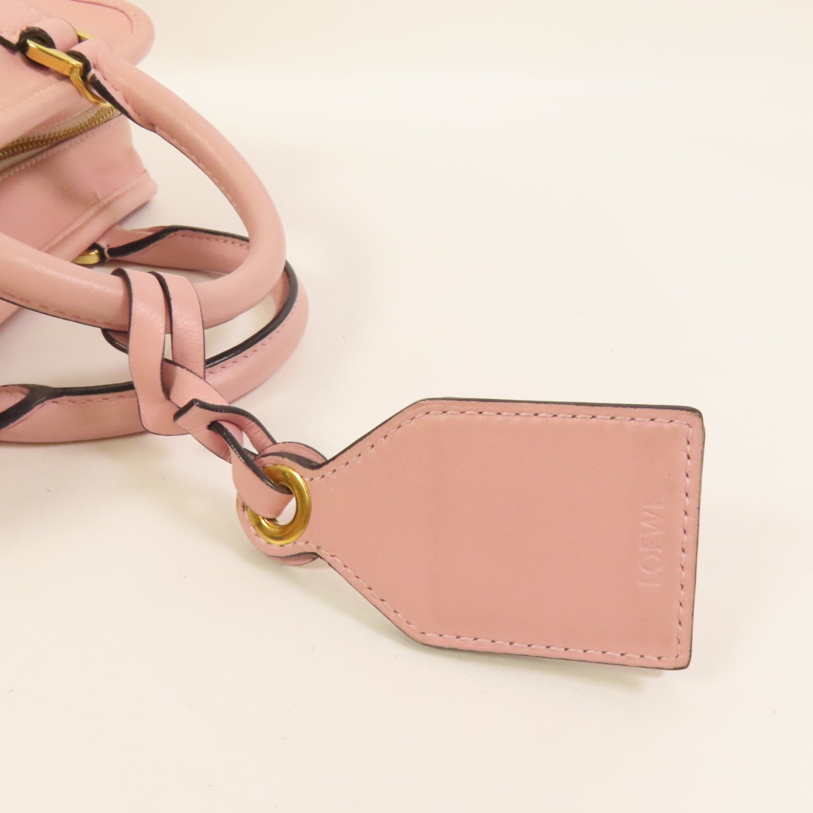 LOEWE 牛皮皮革Amazona手挽肩背兩用袋