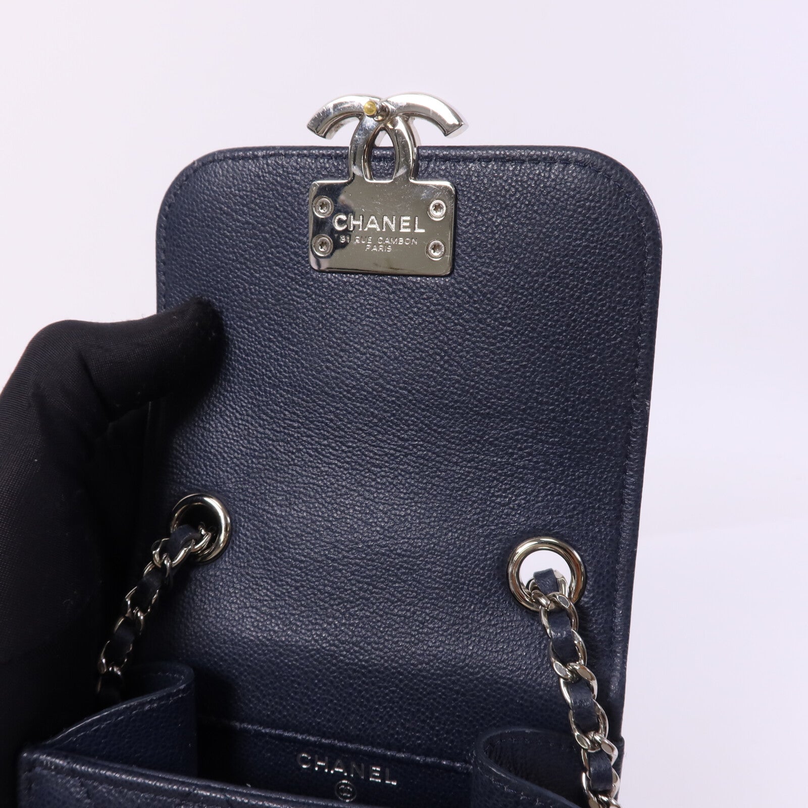 CHANEL 牛皮皮革Shoulder Bag銀扣鏈帶肩背袋
