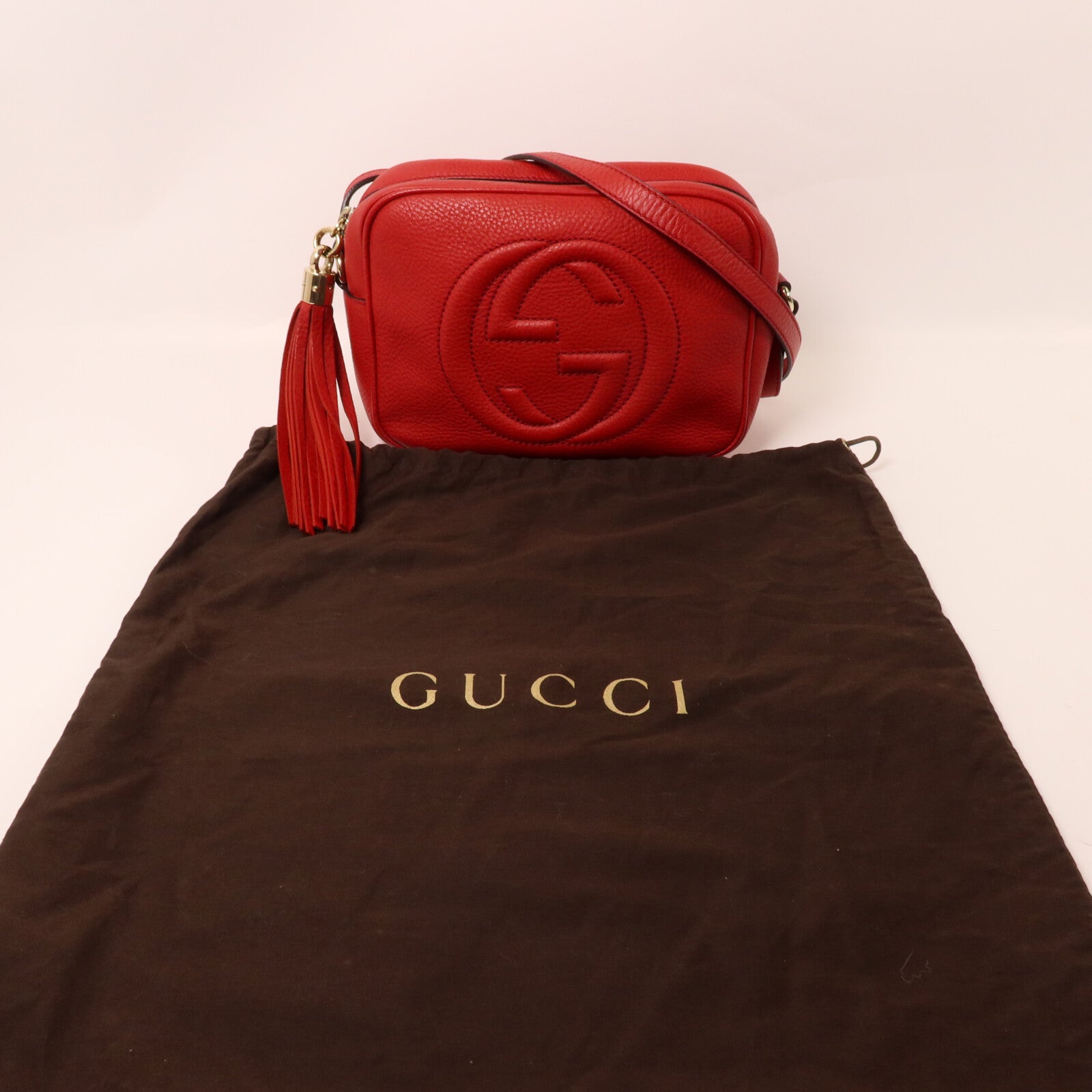 GUCCI 牛皮皮革Soho Disco肩背袋