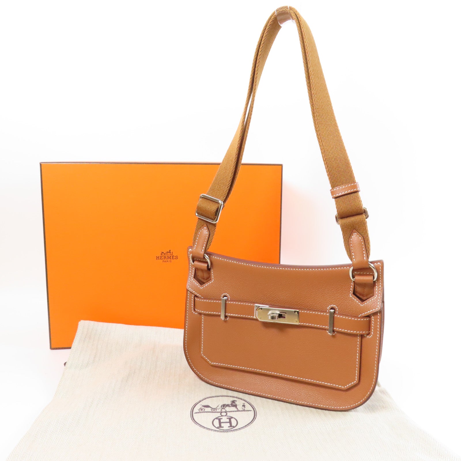 HERMES **【激減優惠】Evercolor皮革Jypsiere Mini銀扣肩背袋Gold經典駝色