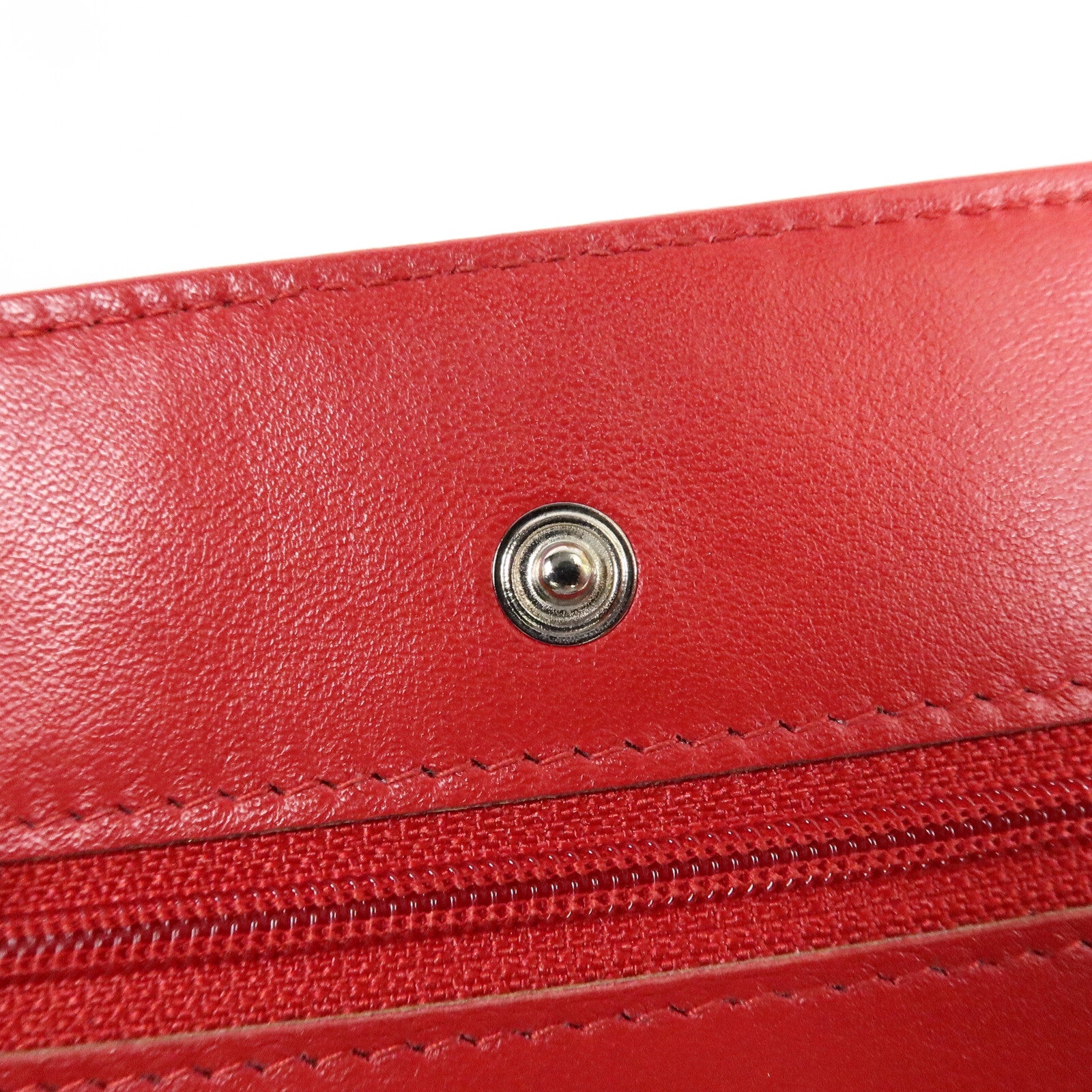 CHANEL 牛皮皮革WOC Wallet On Chain鏈帶肩背袋