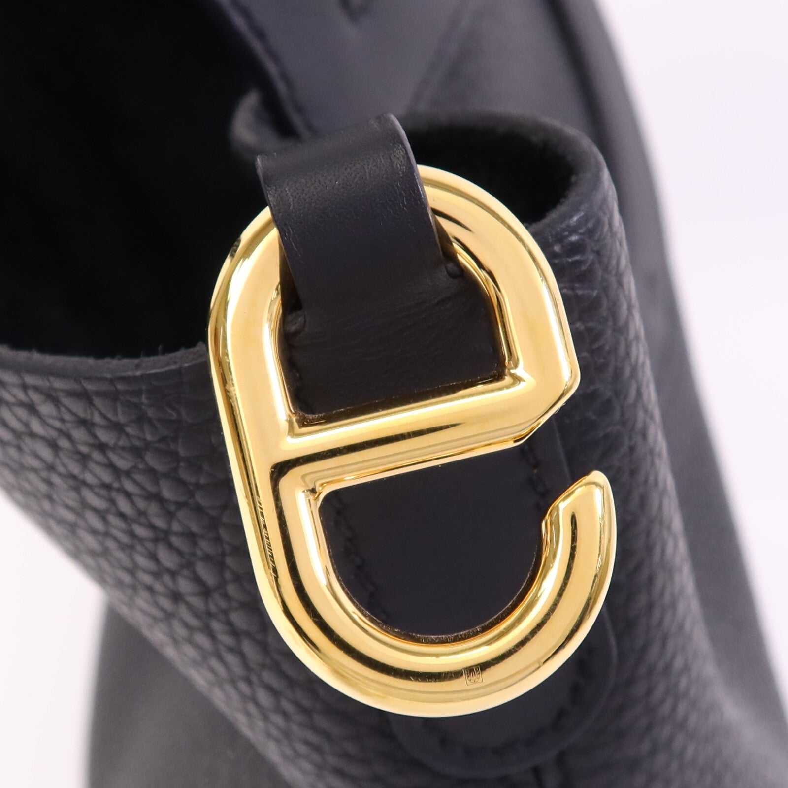 HERMES Clemence皮革In The Loop 18金扣手挽袋Noir