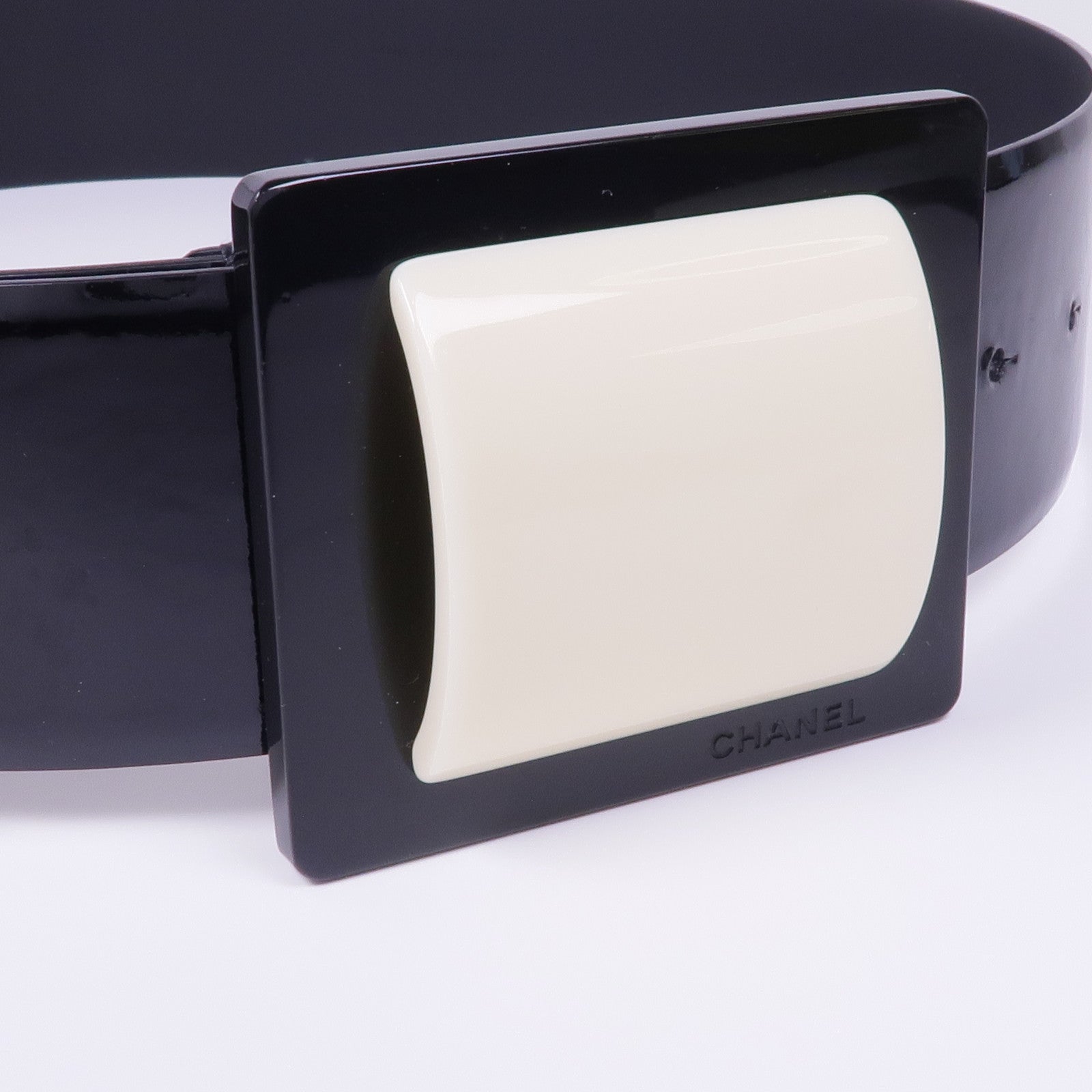 CHANEL 漆皮皮革Belt銀扣皮帶