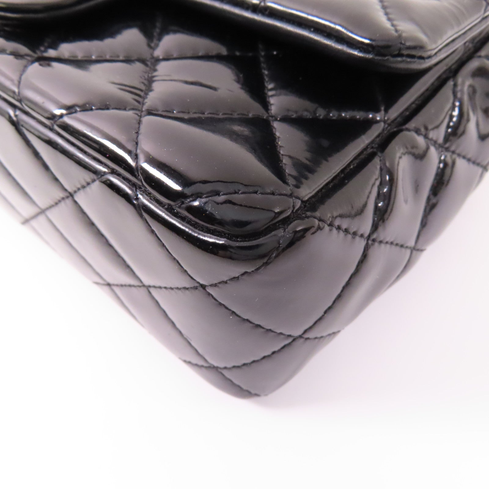 CHANEL 漆皮皮革Classic 20銀扣鏈帶肩背袋