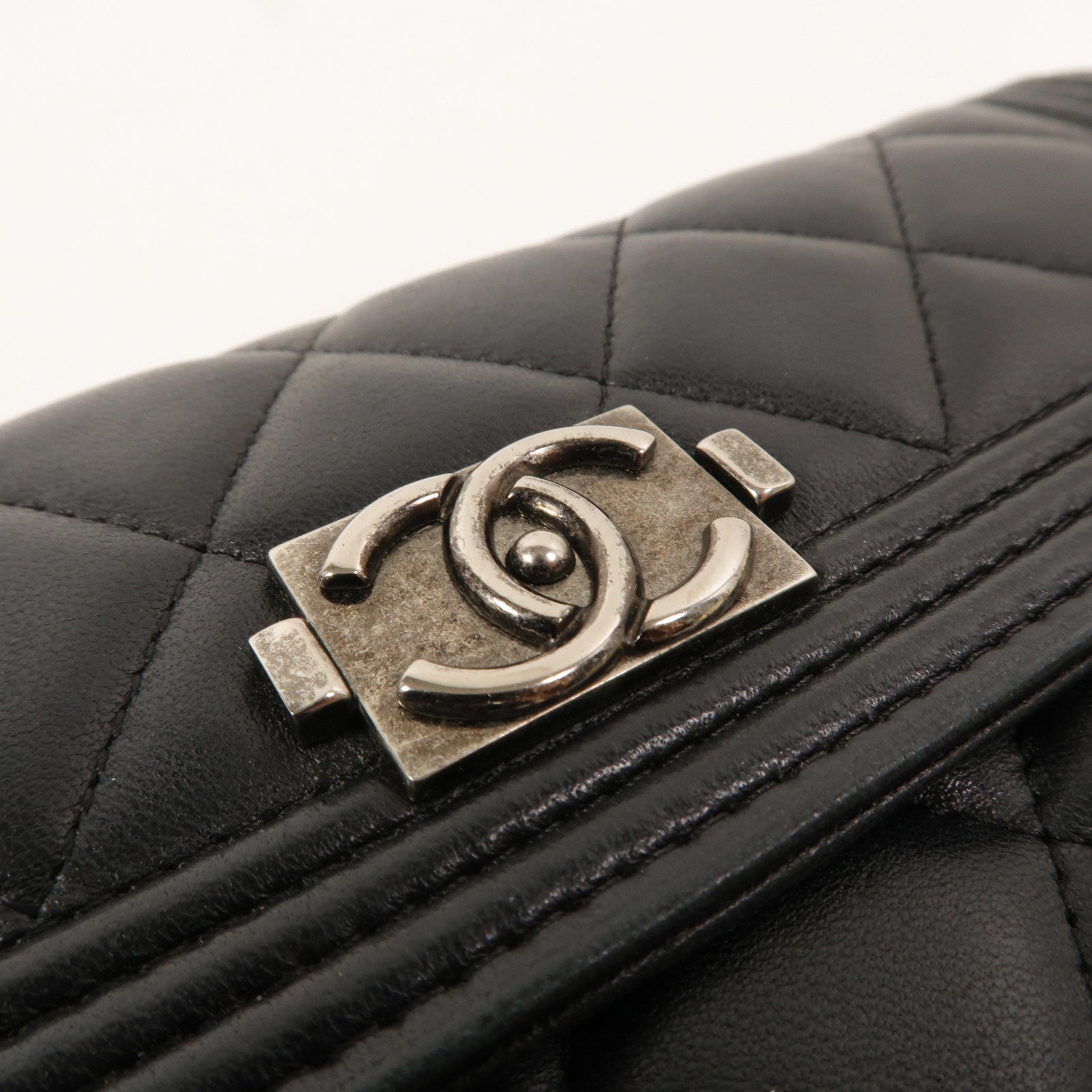 CHANEL 羊皮皮革Boy Long Wallet長錢包