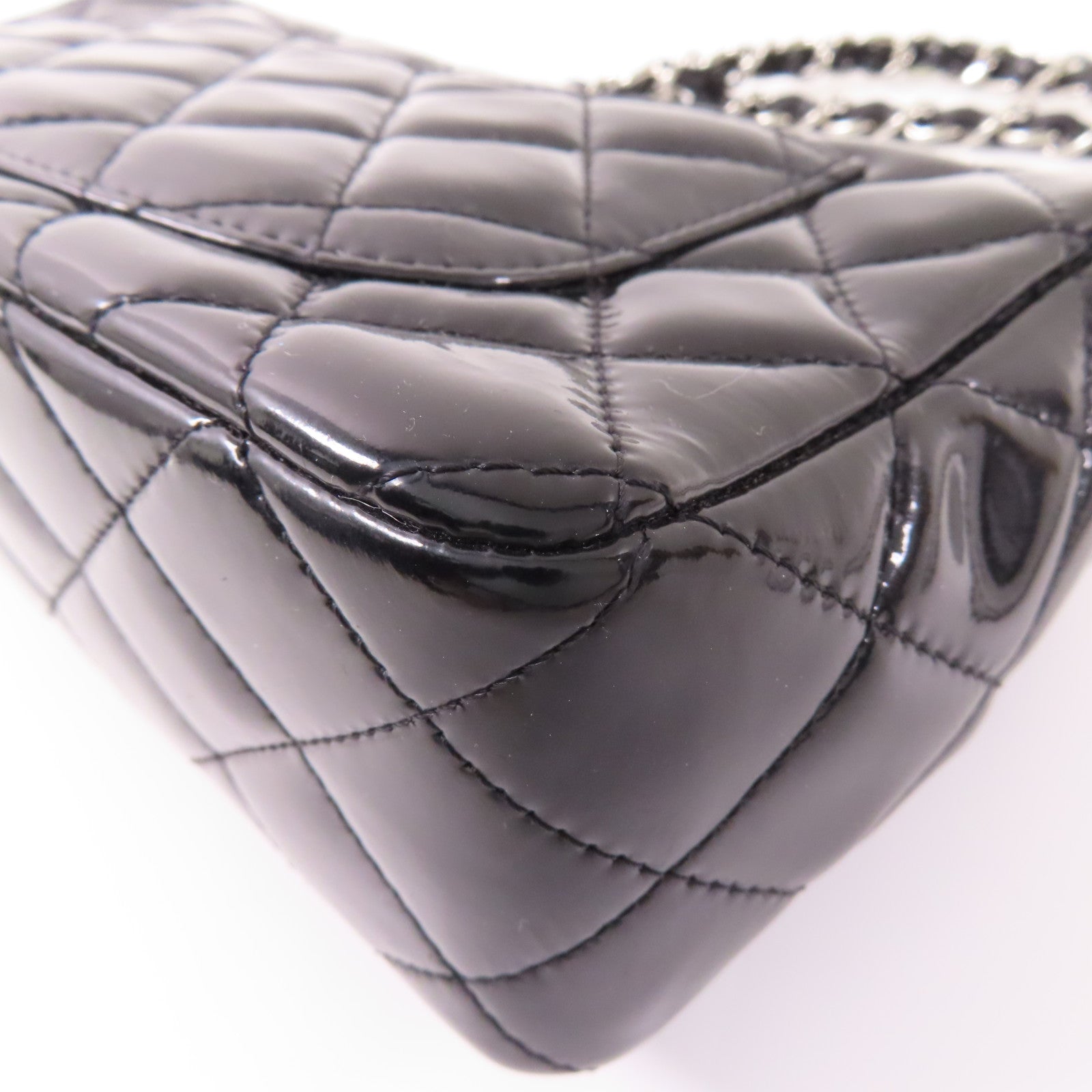 CHANEL 漆皮皮革Classic 20銀扣鏈帶肩背袋