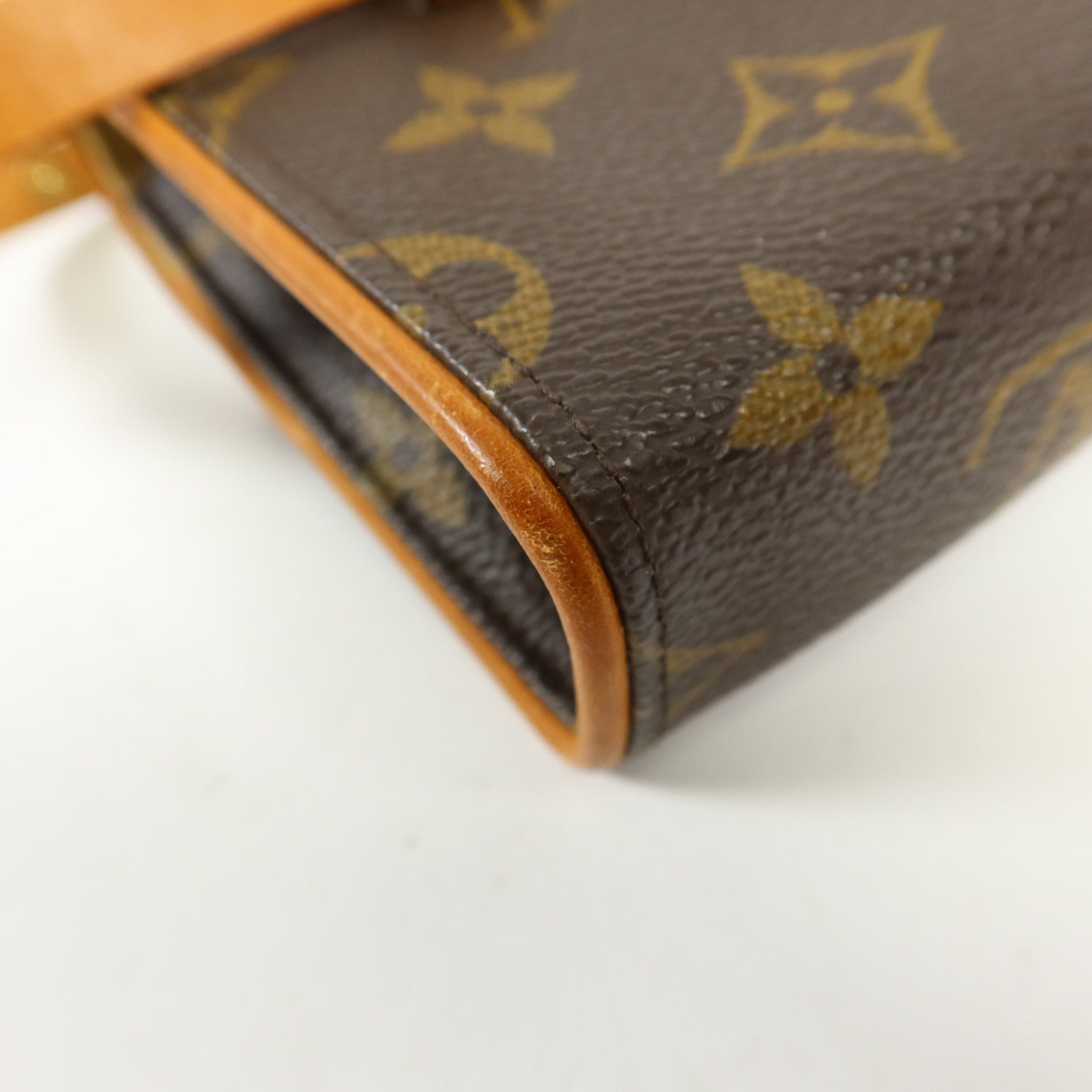 LOUIS VUITTON Monogram Pochette Florentine金扣腰包棕色