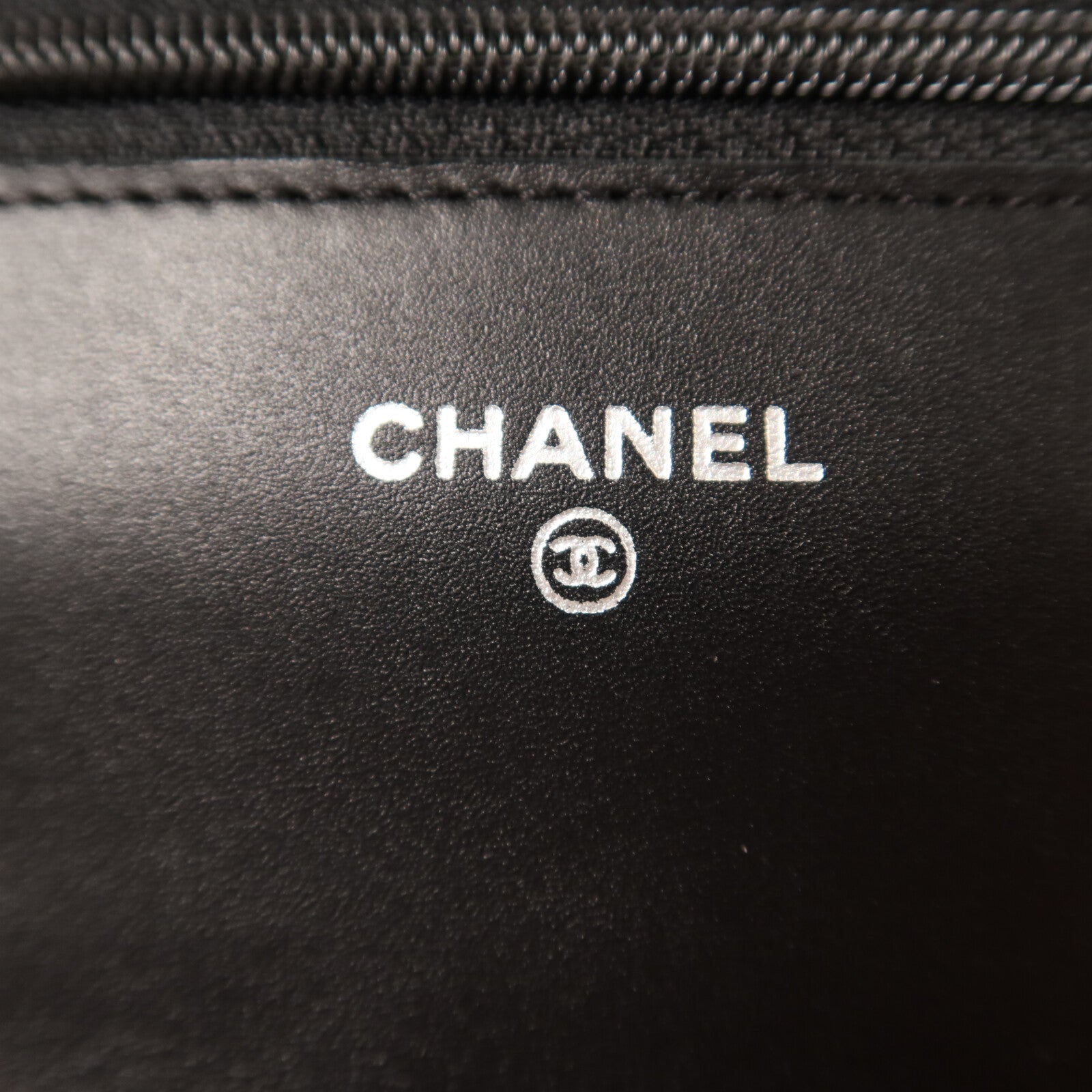 CHANEL 牛皮皮革Cambom Wallet On Chain銀扣鏈帶肩背袋