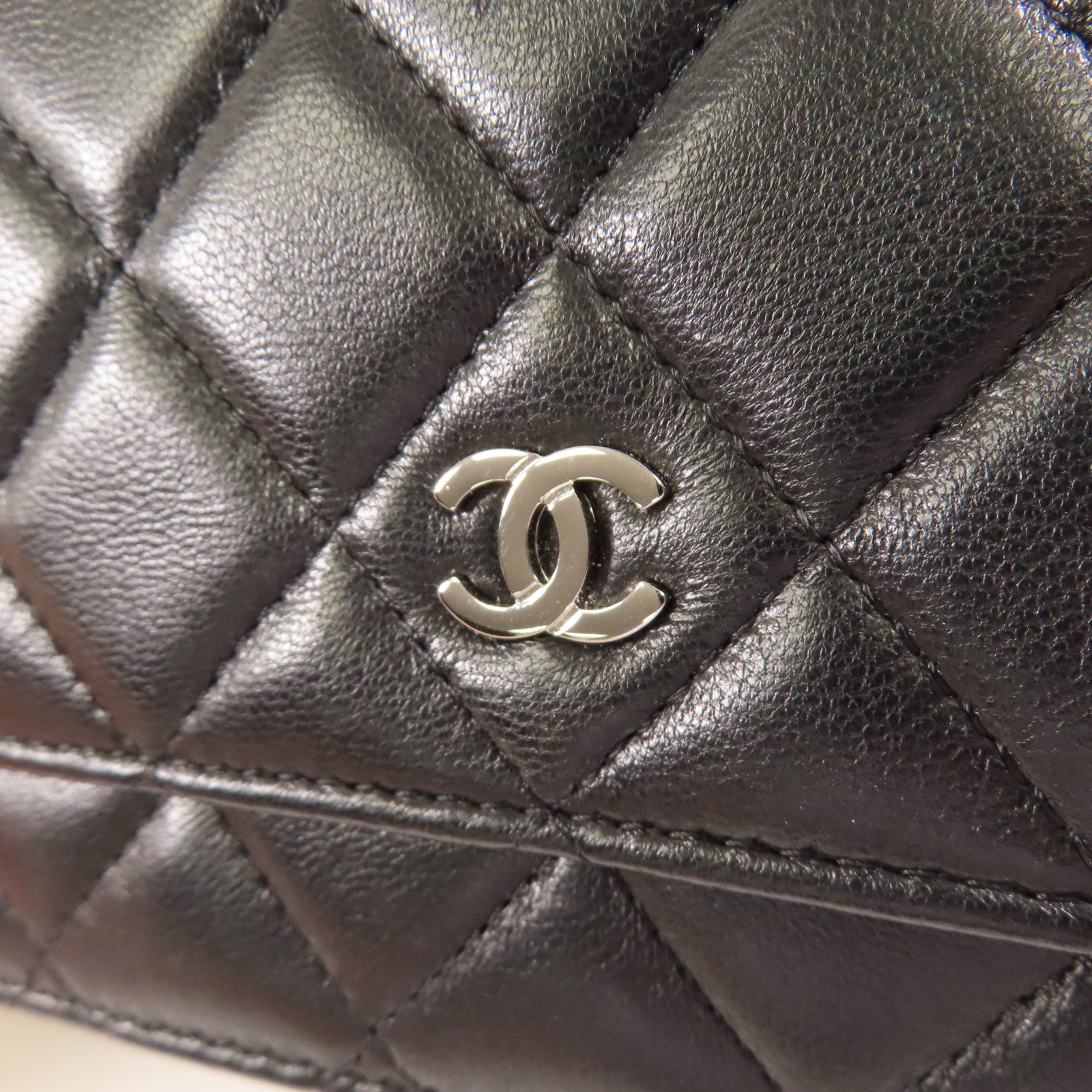 CHANEL 羊皮皮革Wallet On Chain銀扣鏈帶肩背袋