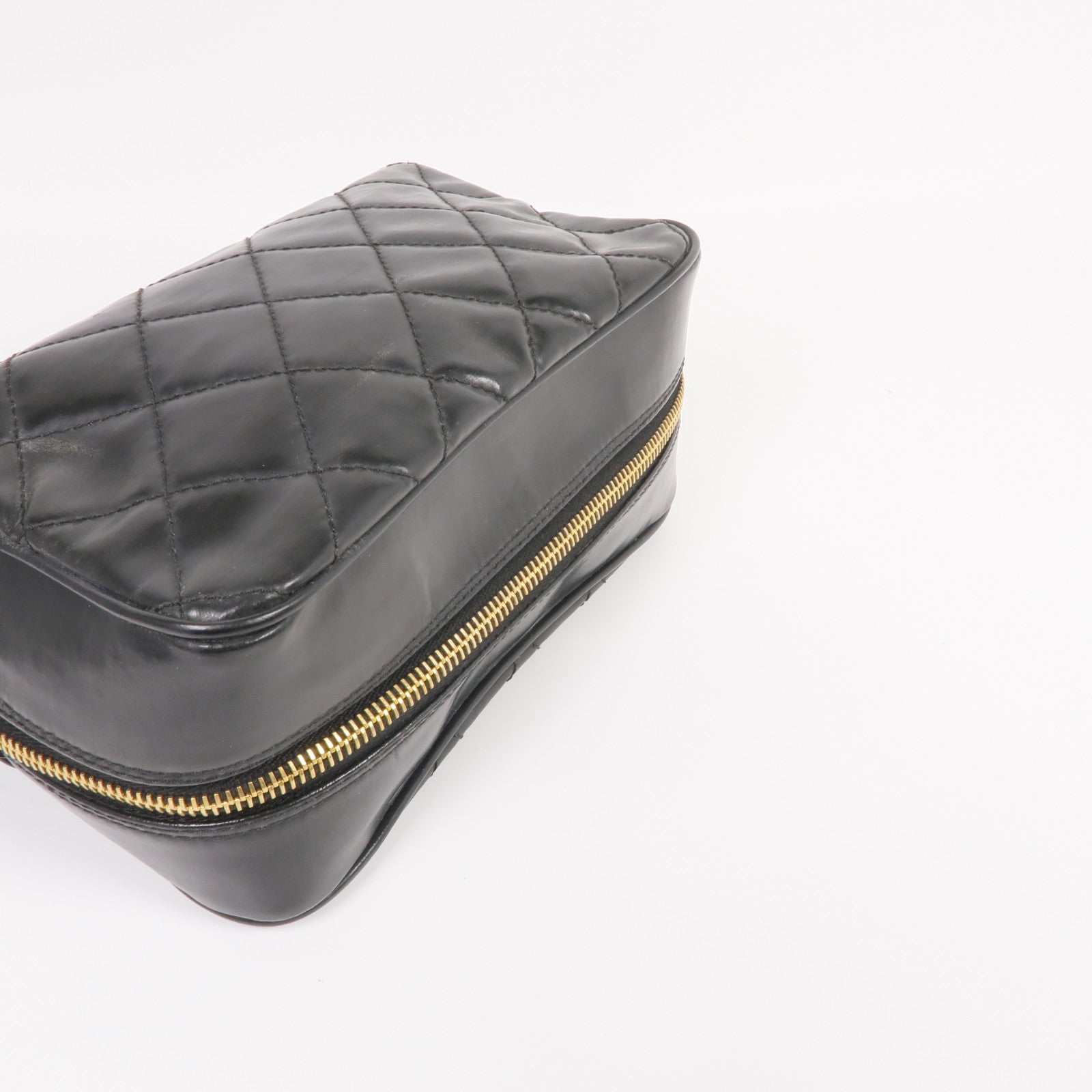 CHANEL 羊皮皮革Pouch金扣手拿包