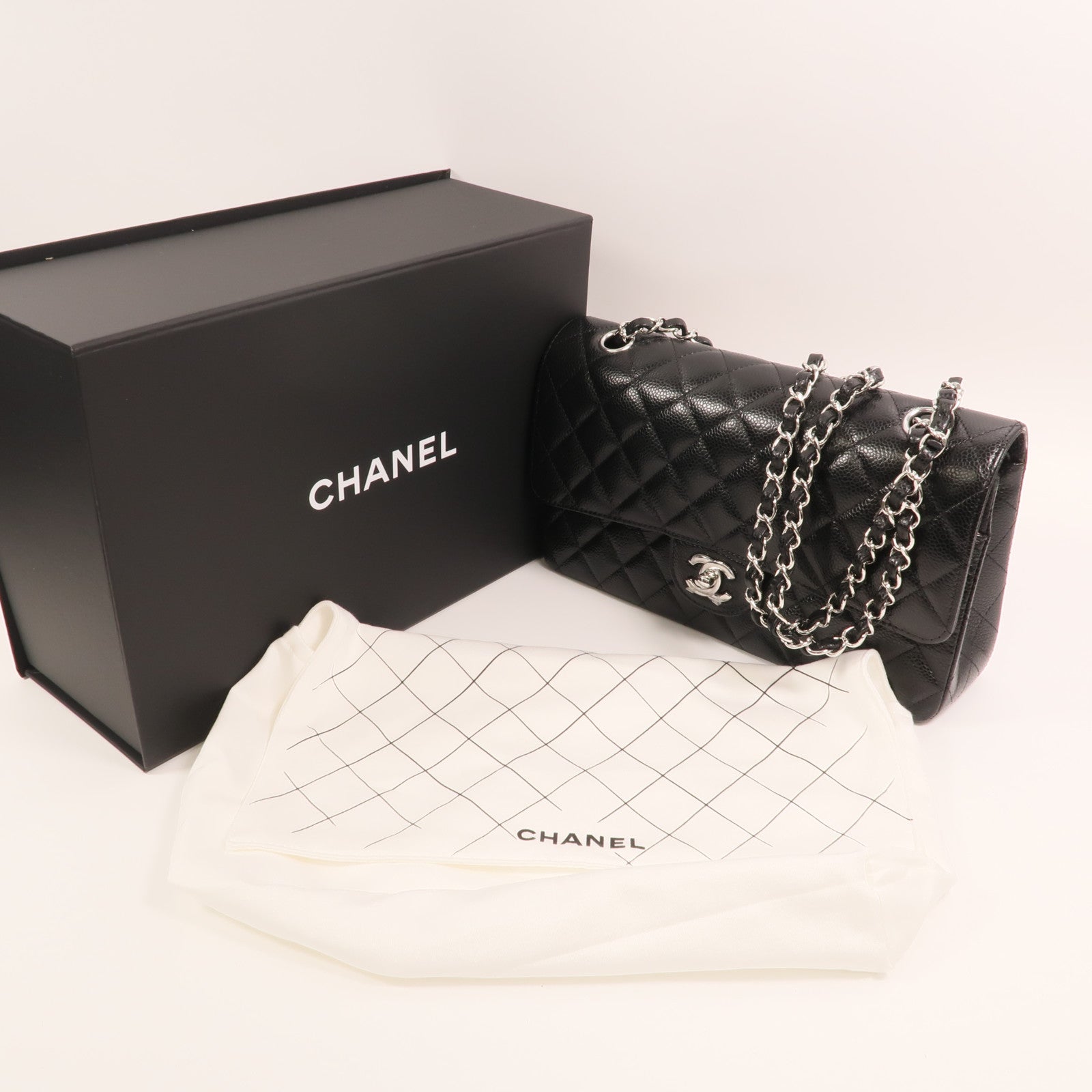 CHANEL 牛皮皮革Classic 25銀扣鏈帶肩背袋