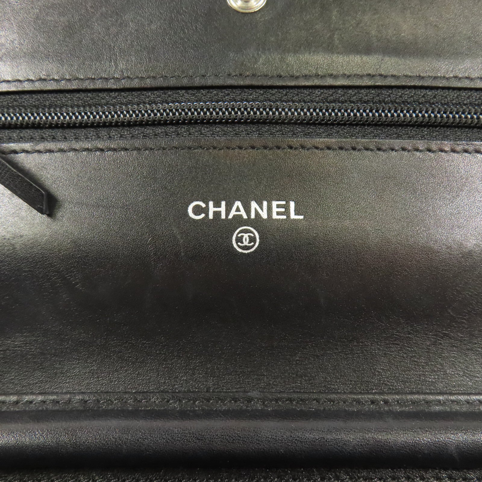 CHANEL 牛皮皮革WOC Wallet On Chain銀扣鏈帶肩背袋
