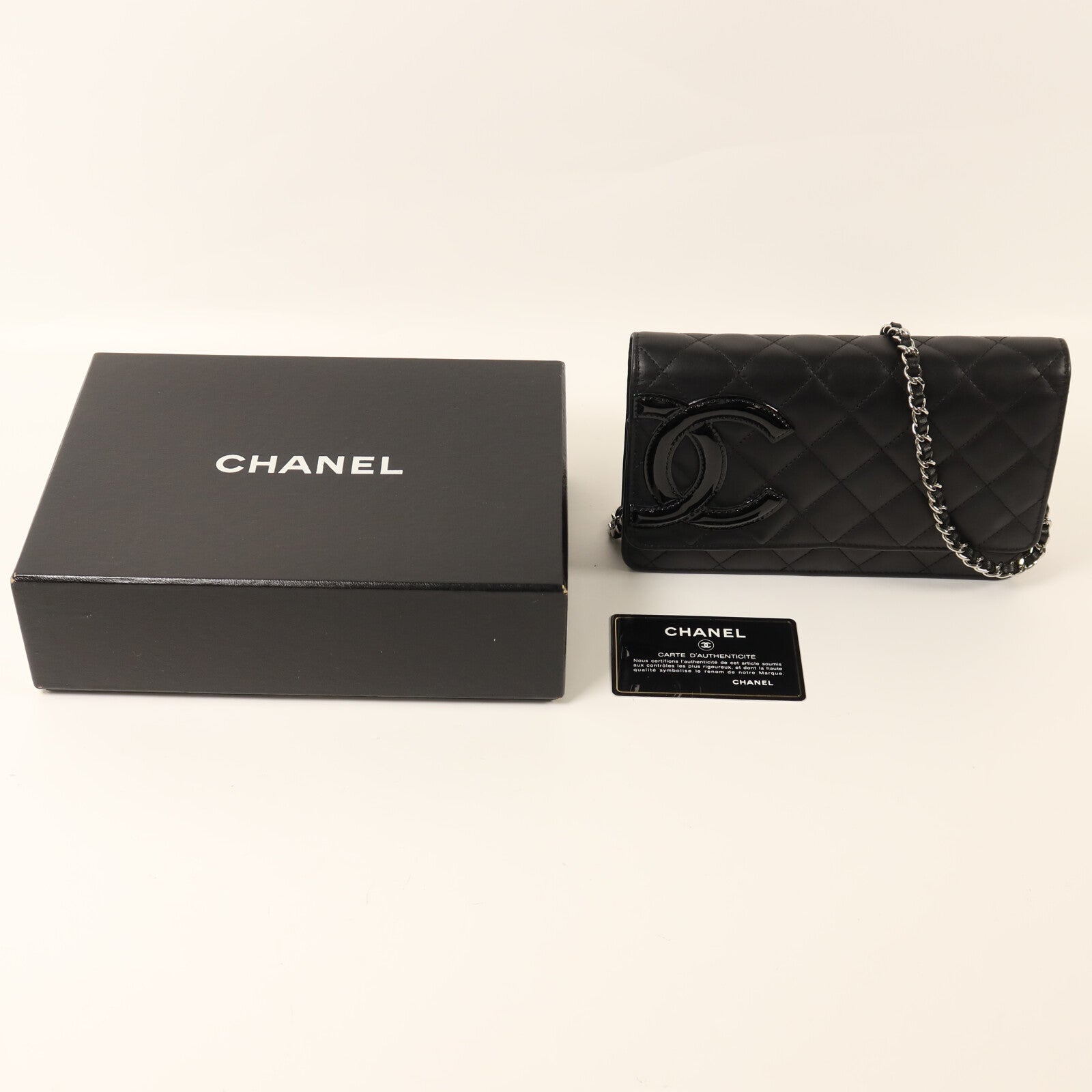 CHANEL 牛皮皮革Cambom Wallet On Chain銀扣鏈帶肩背袋