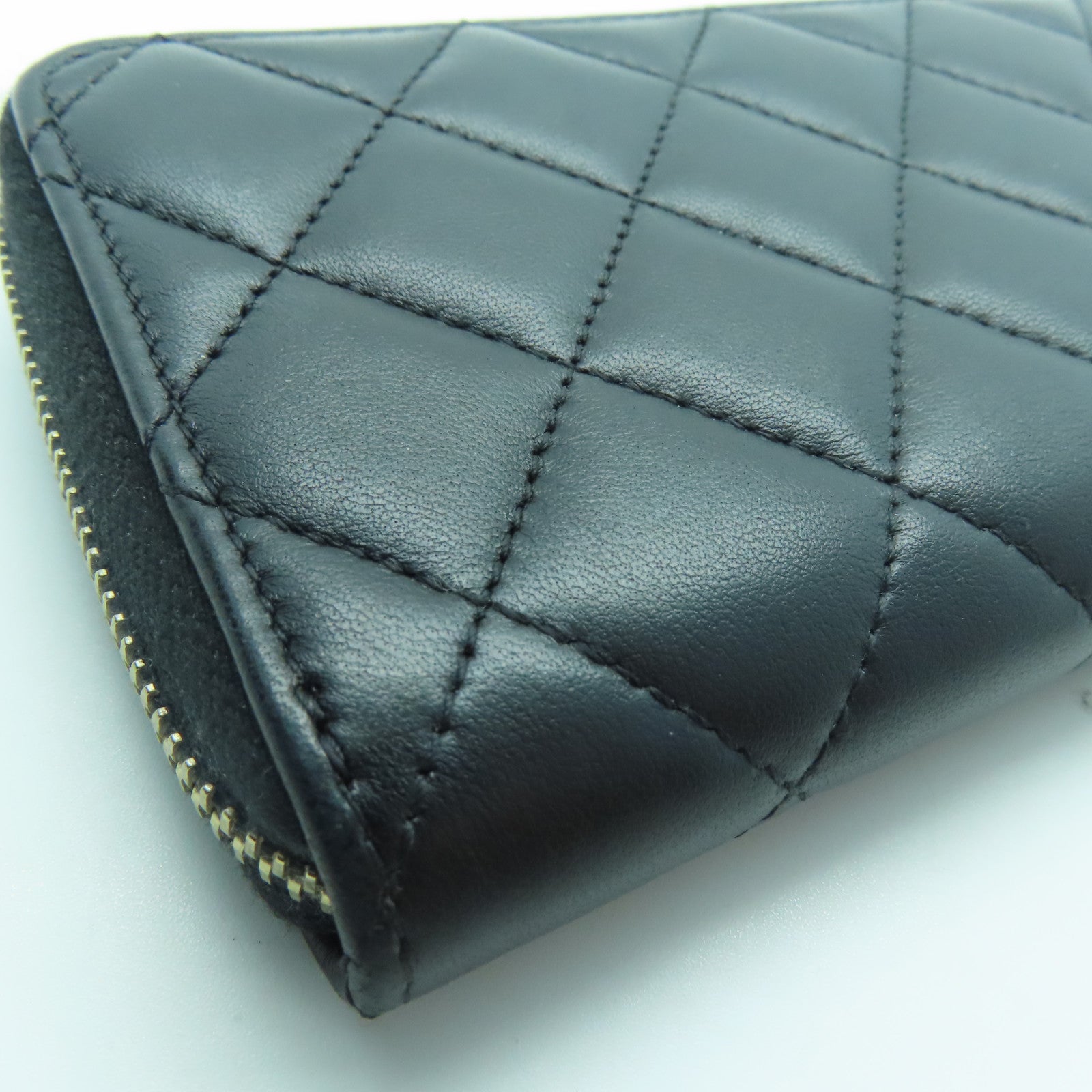 CHANEL 羊皮皮革Wallet金扣錢包黑色