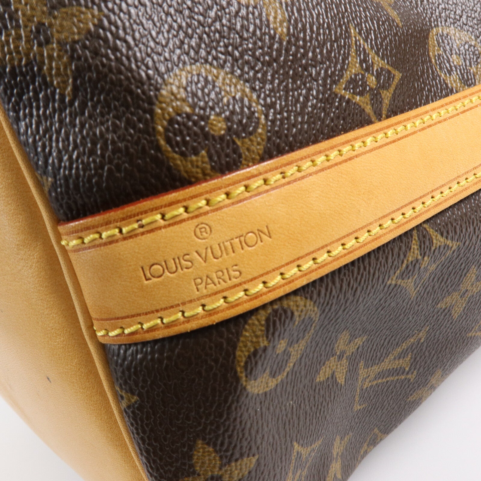 LOUIS VUITTON Monogram Petit Noe肩背袋