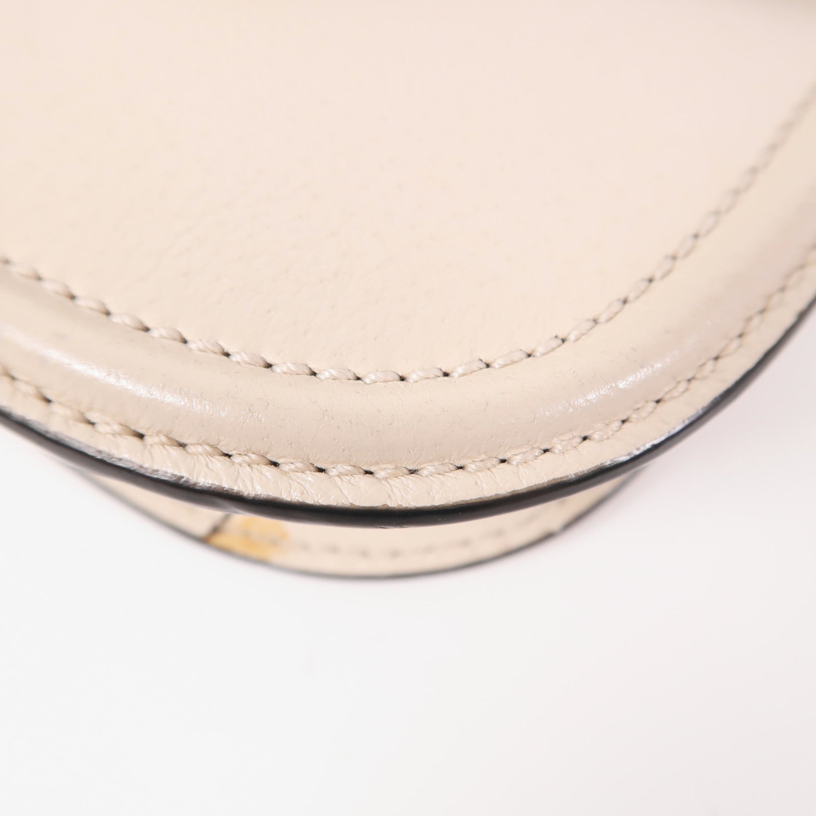 GUCCI GG GHW Totem Butterfly Shoulder Bag Calfskin Leather Beige